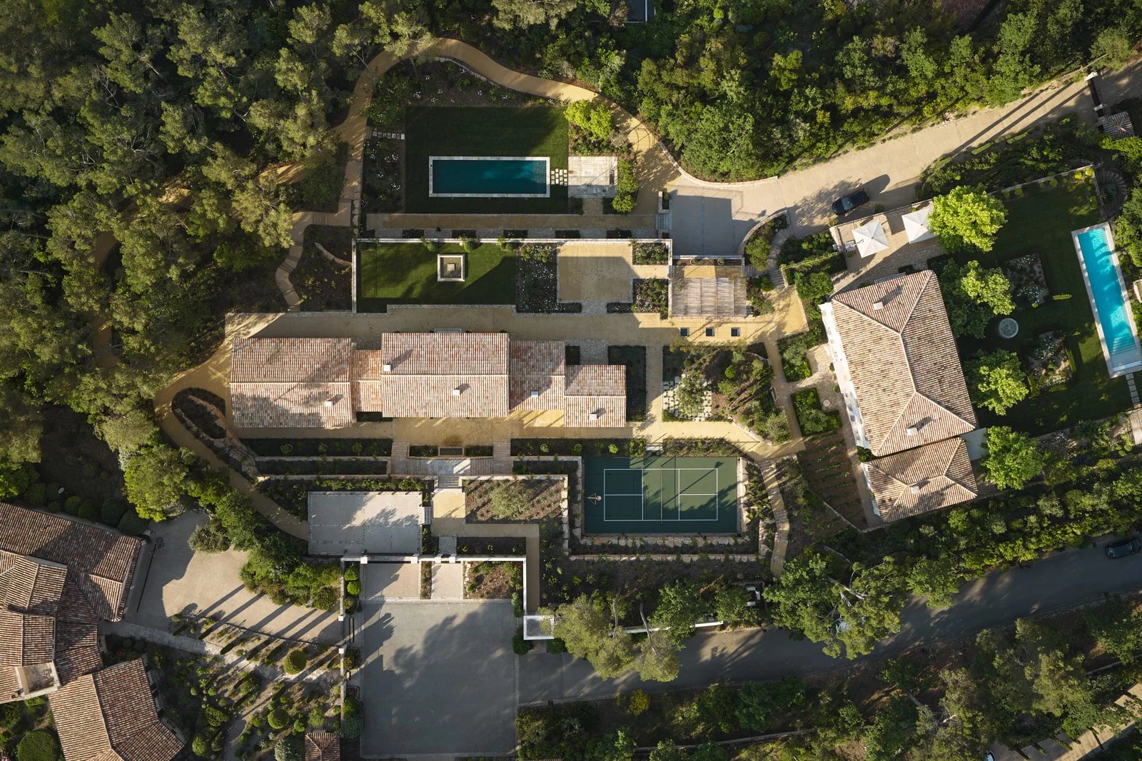Exceptional Property – Ultimate Art of Living & Well-Being