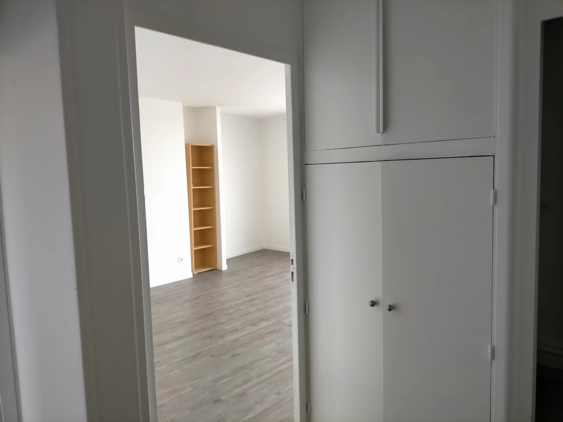 6916069 Location Villeurbanne