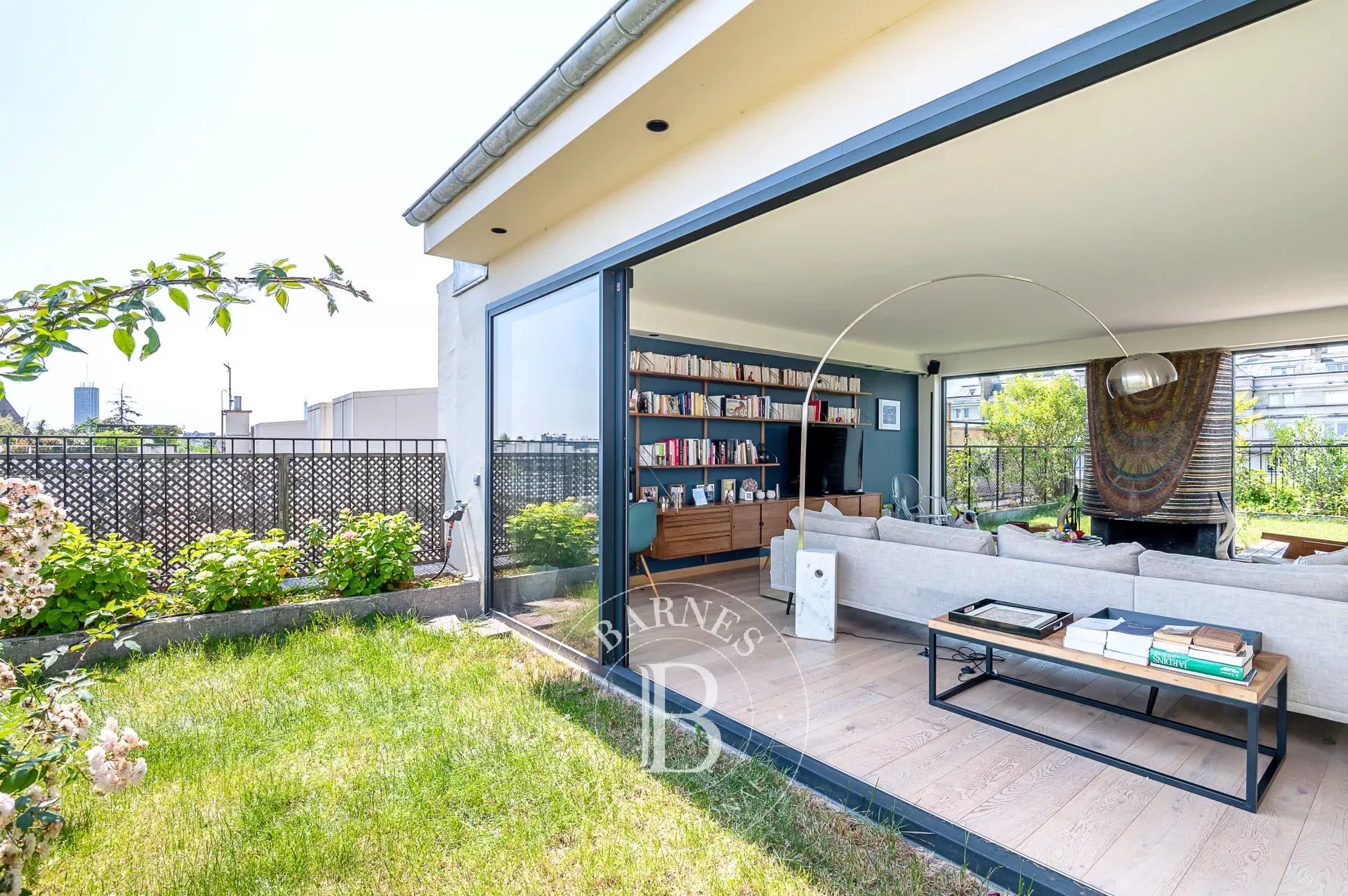 Daire Neuilly-sur-Seine - picture 8 title=