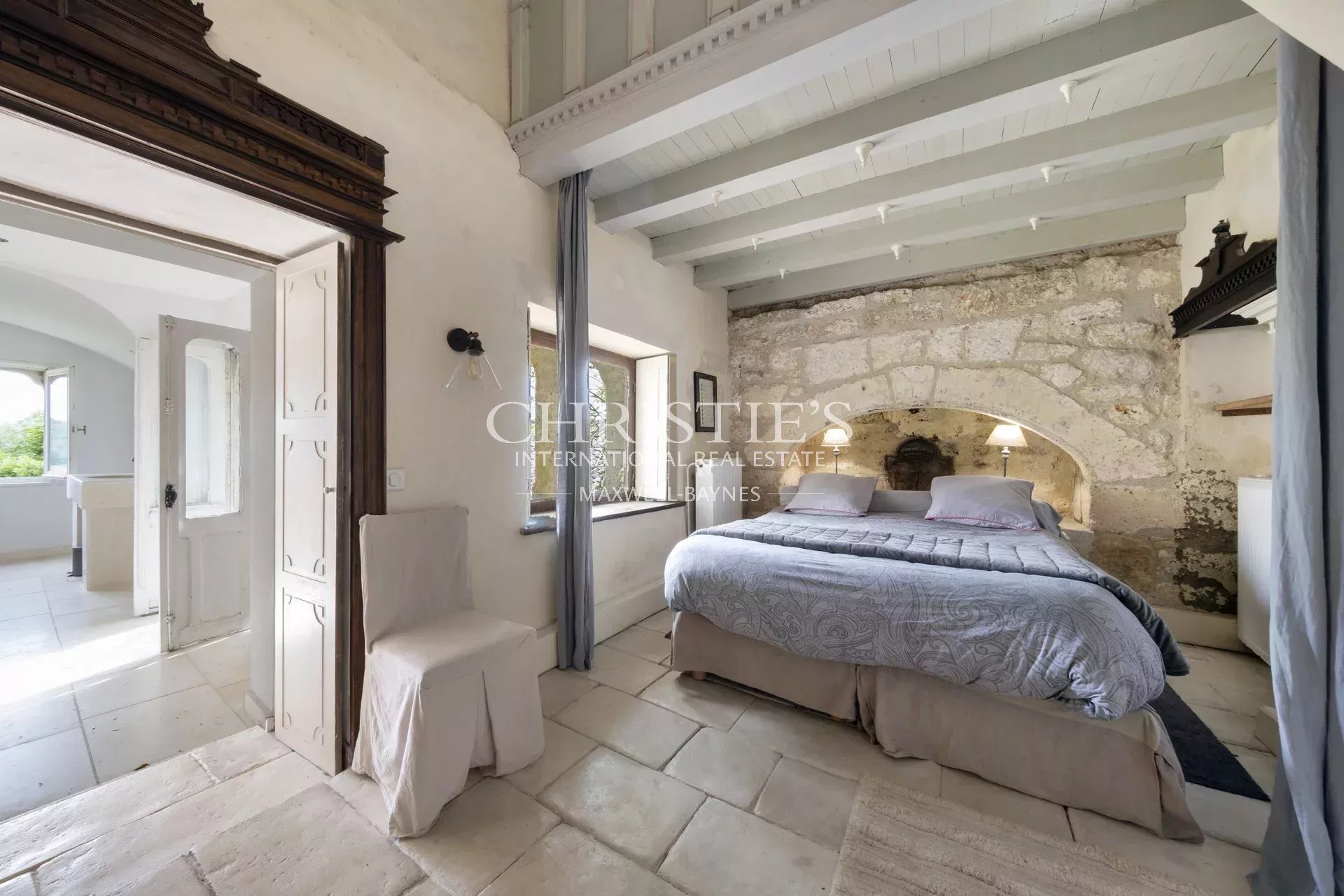 7 Bedroom Chateau's Image 21