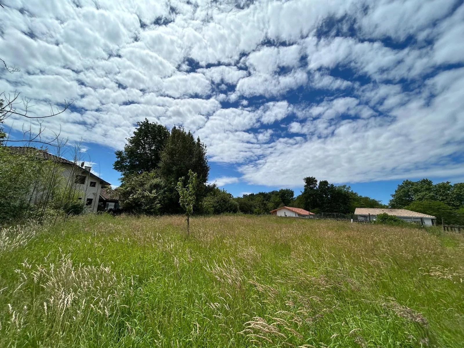 Heugas – Terrain à bâtir de 728 m² dans un environnement calme et agréable