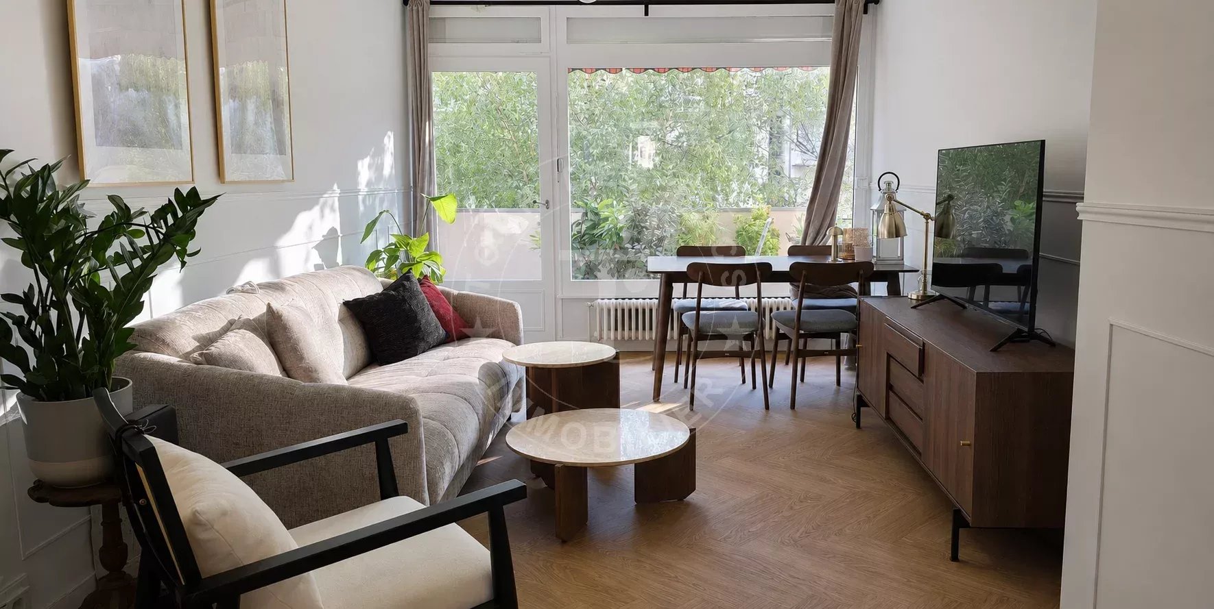 Agence immobilière de 