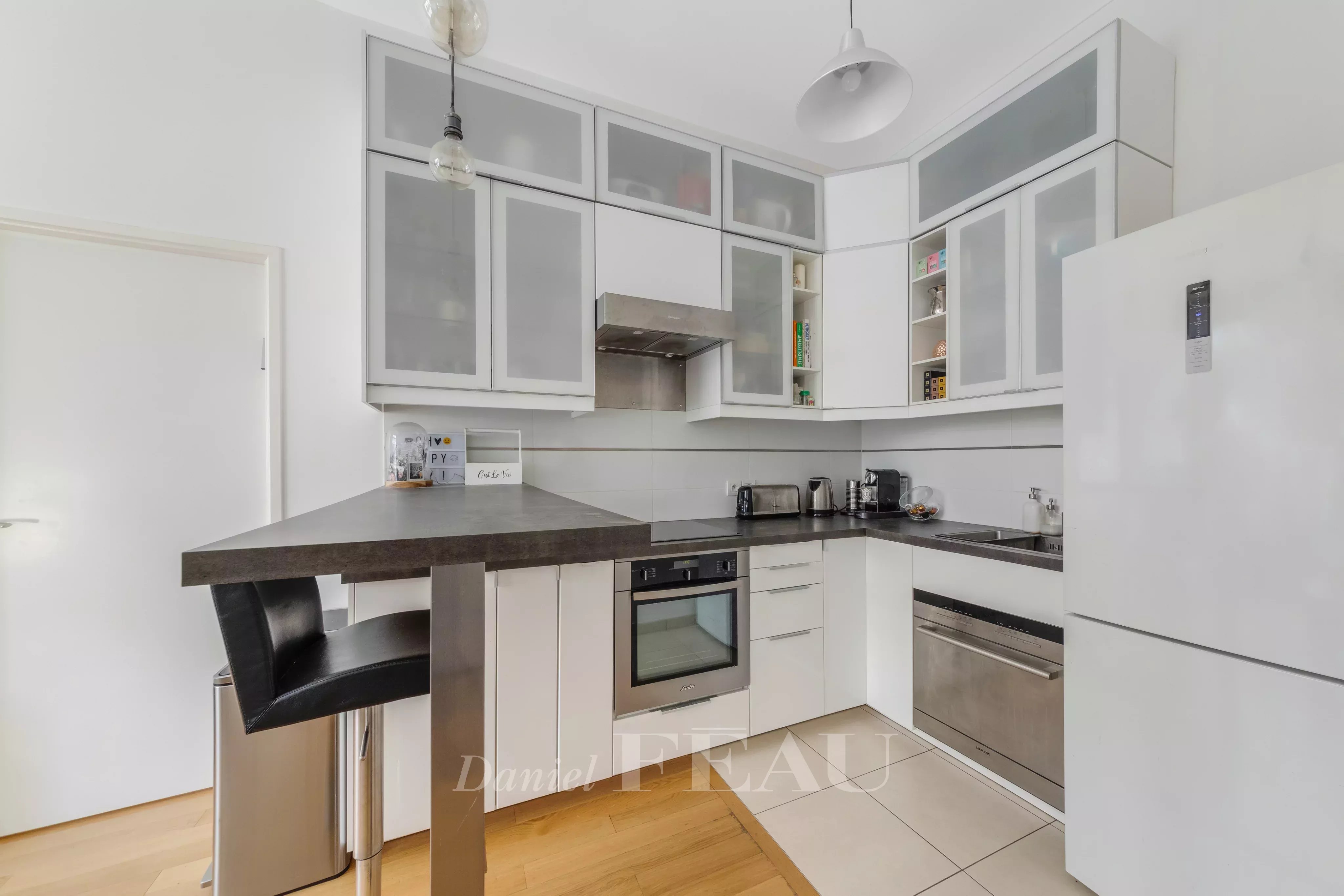 Sale Apartment Saint-Cloud