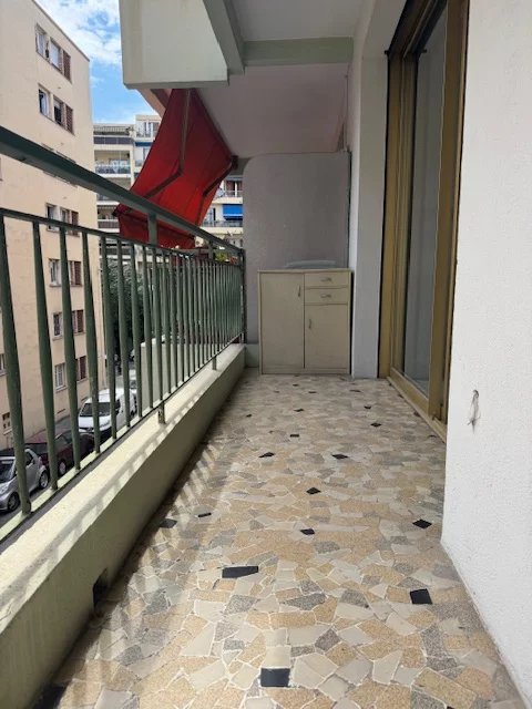 Agence immobilière de AZUR LOC INVEST