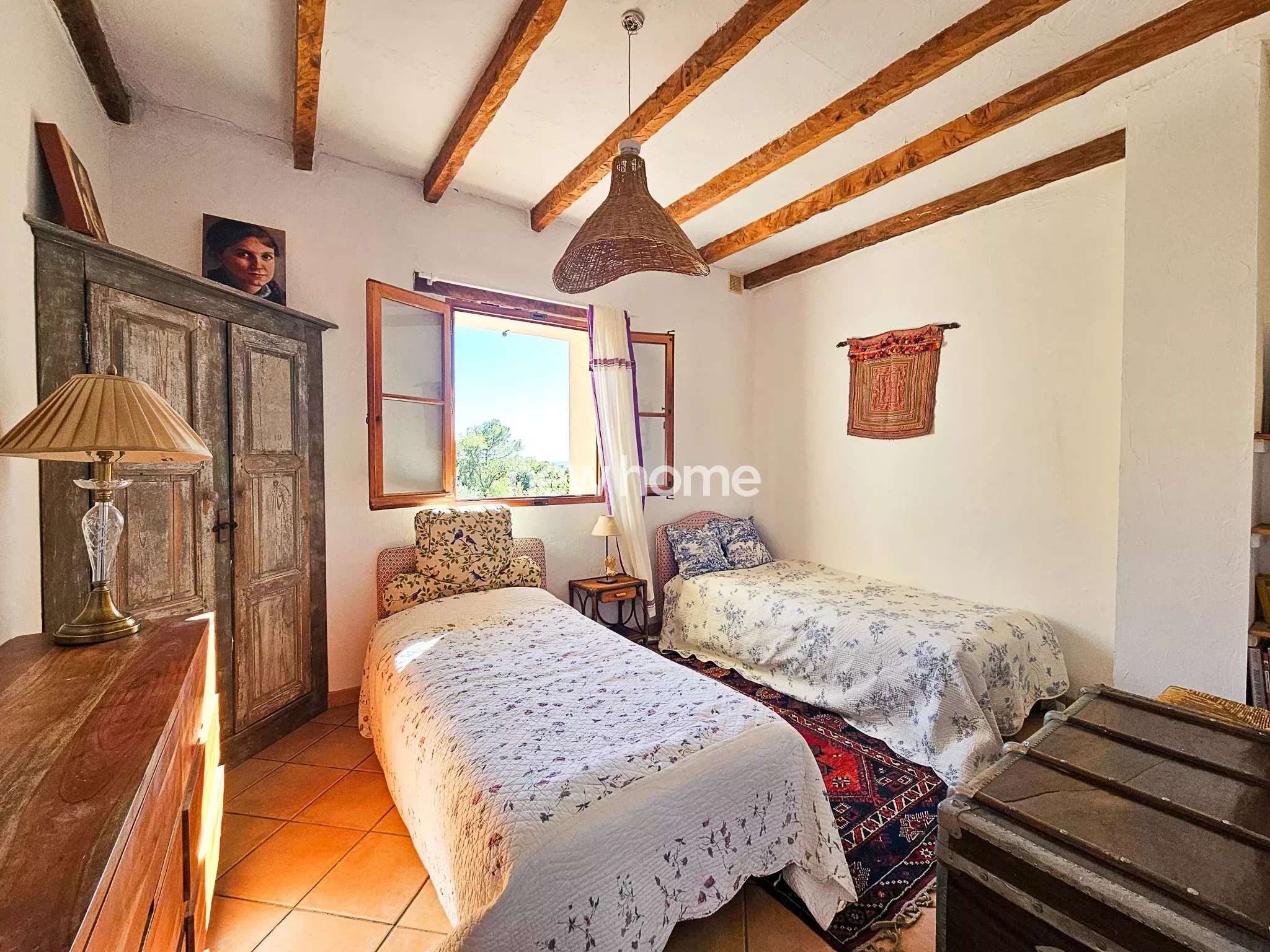 Entre Draguignan et Flayosc  L'élégance d'une bastide au cur de la nature