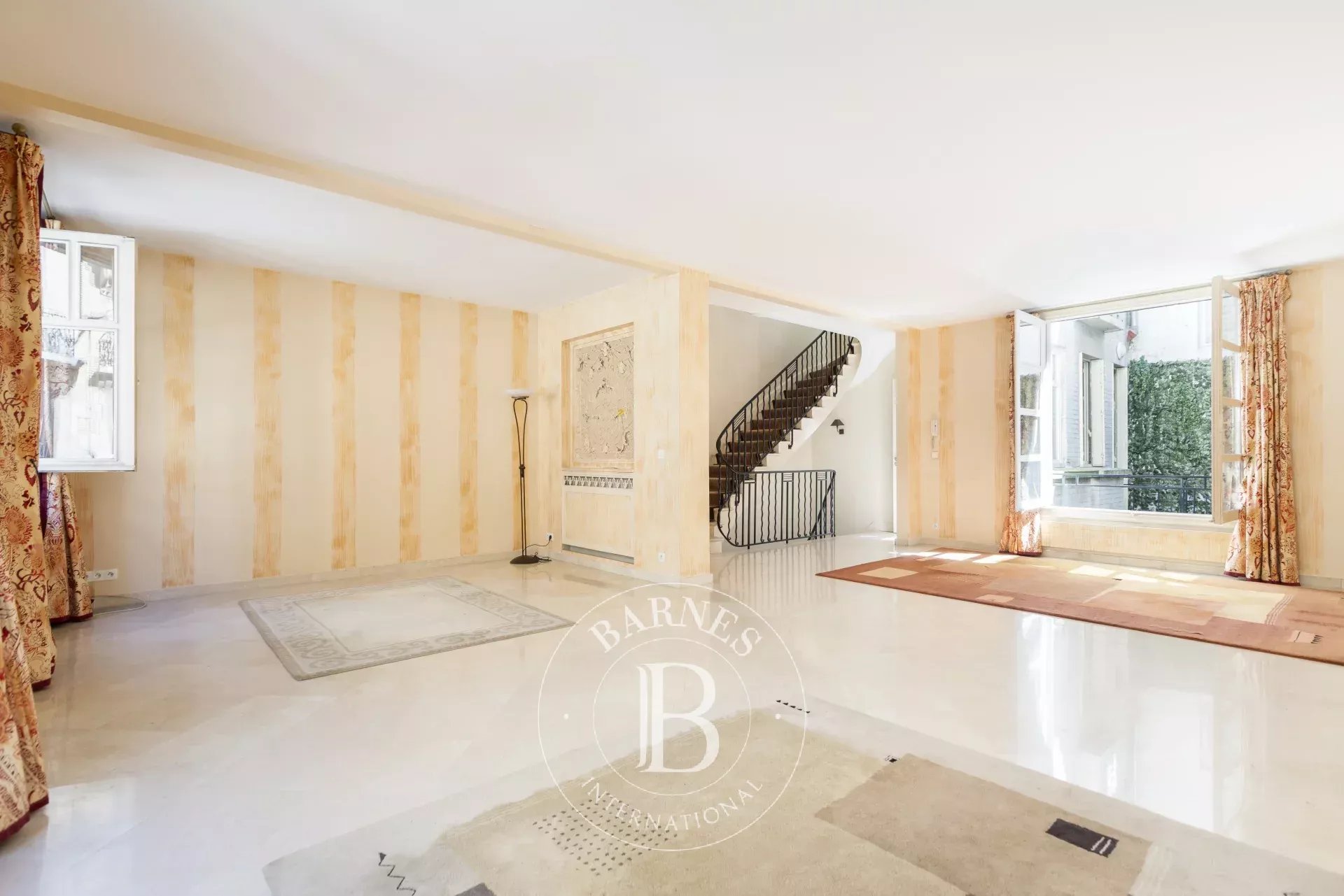 Mansion Neuilly-sur-Seine  -  ref 85831203 (picture 3)