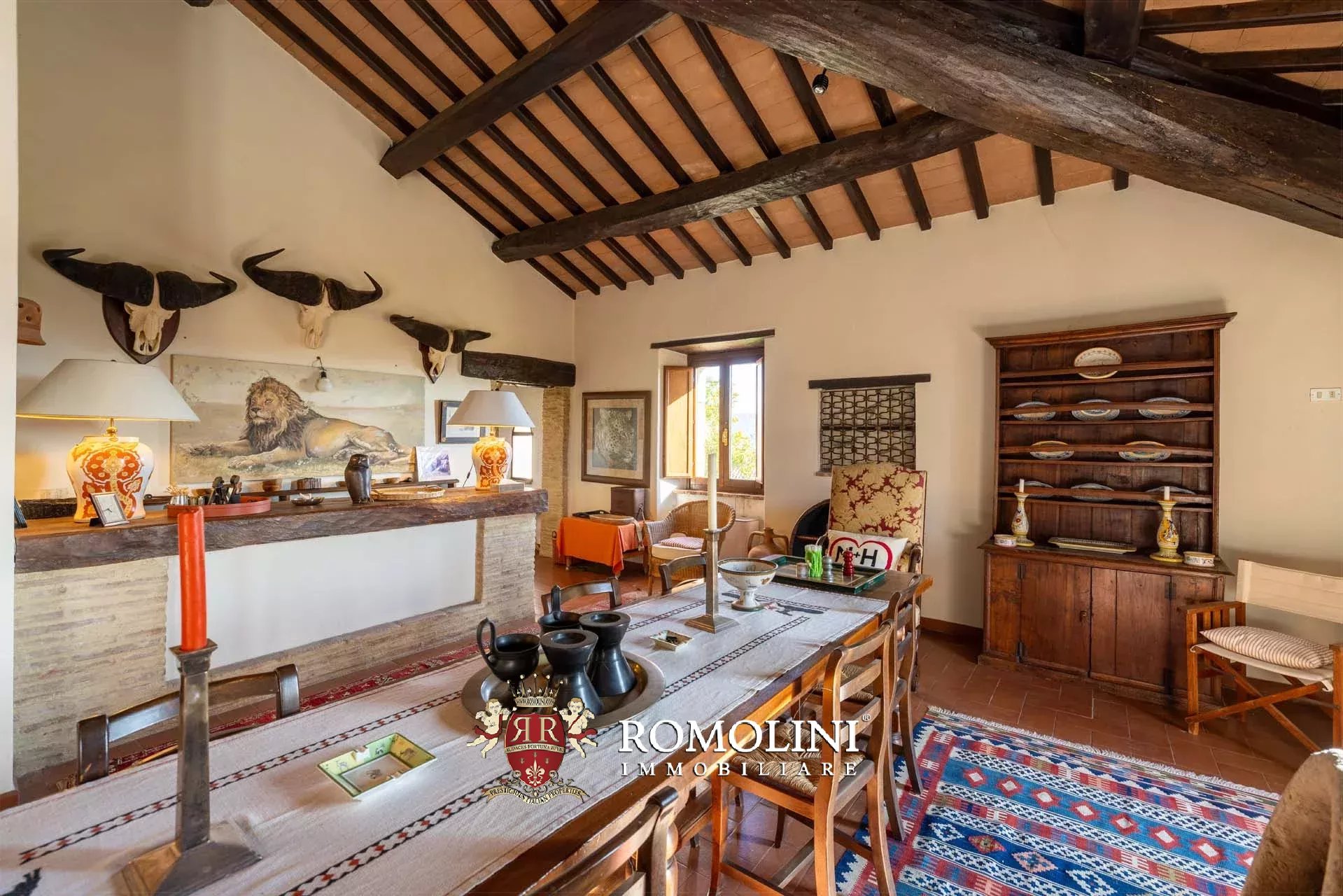 10 Bedroom Villa/Townhouse's Image 33