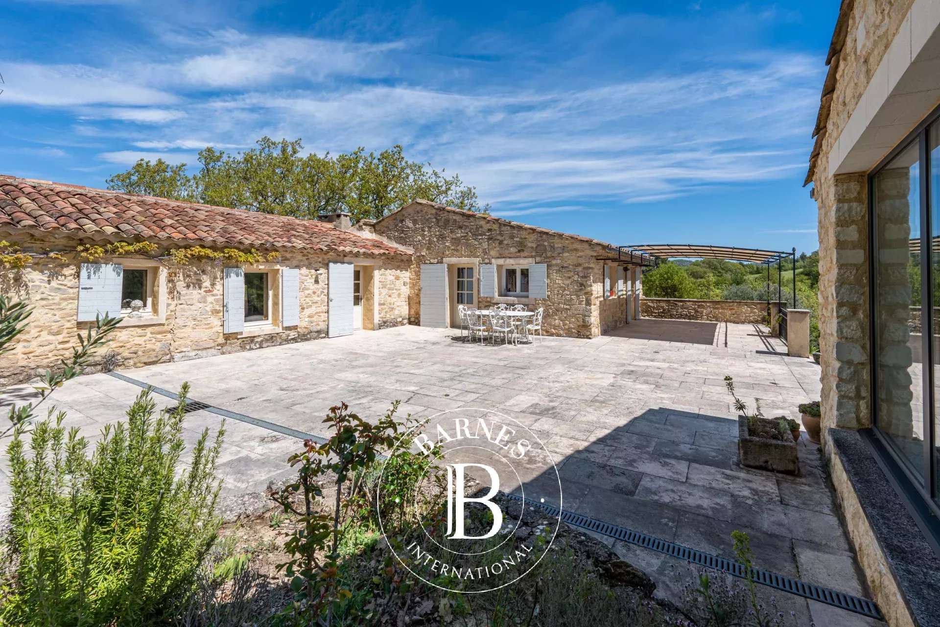 Céreste-en-Luberon  - Maison 7 Pi&egrave;ces 5 Chambres - picture 16