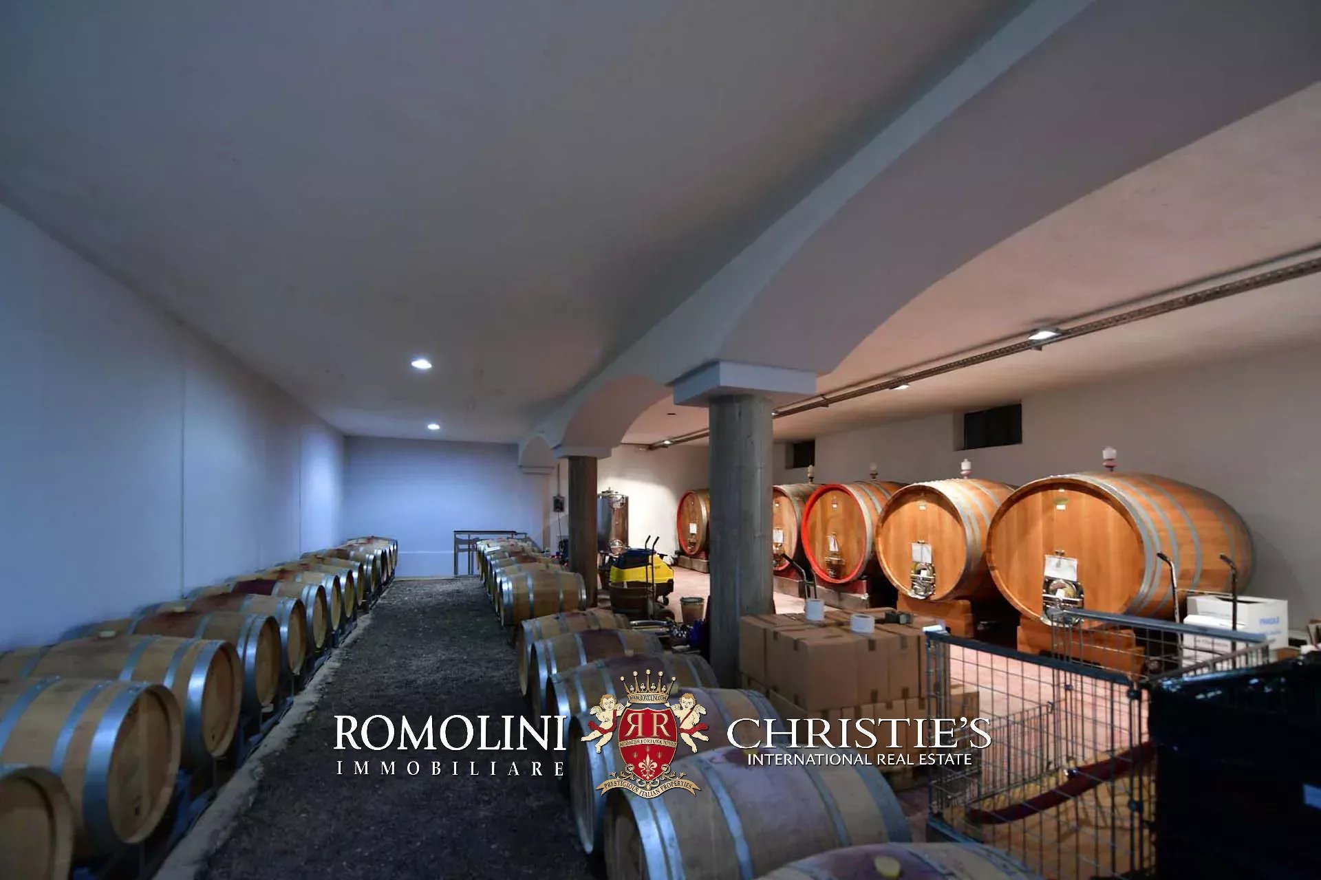 5 Bedroom Vineyard's Image 17