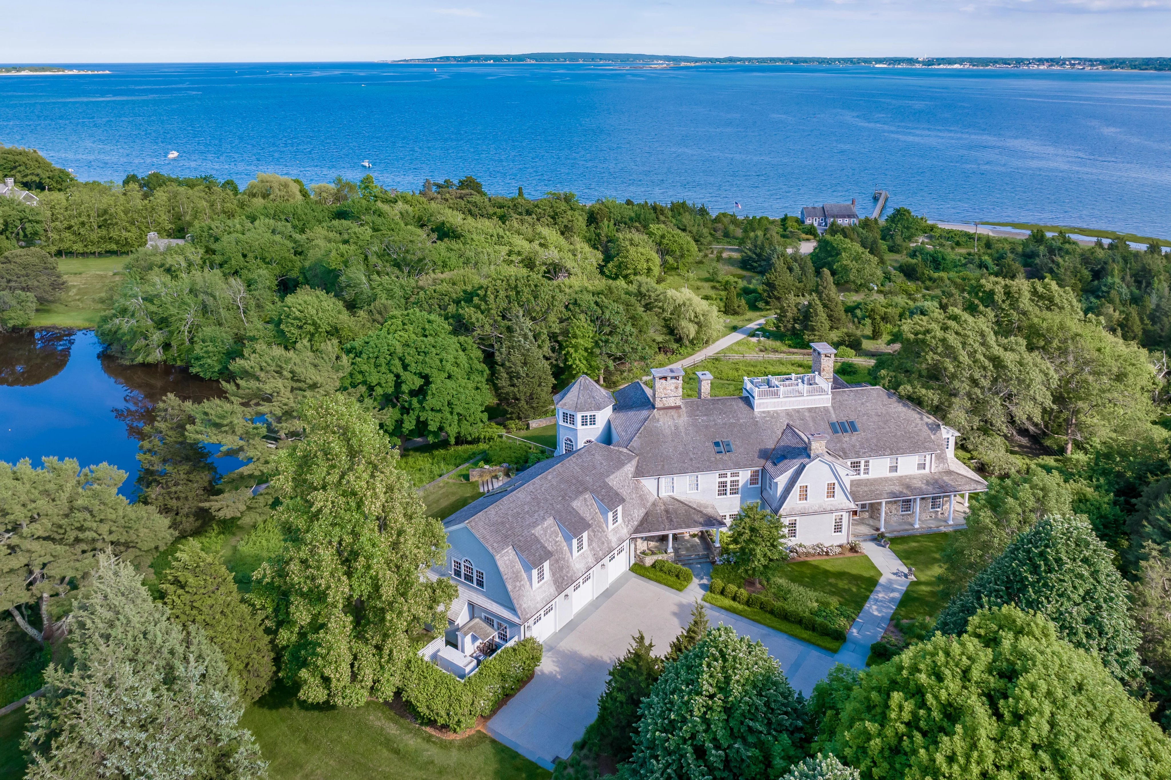 Goose Point - Une propriété exceptionnelle en front de mer