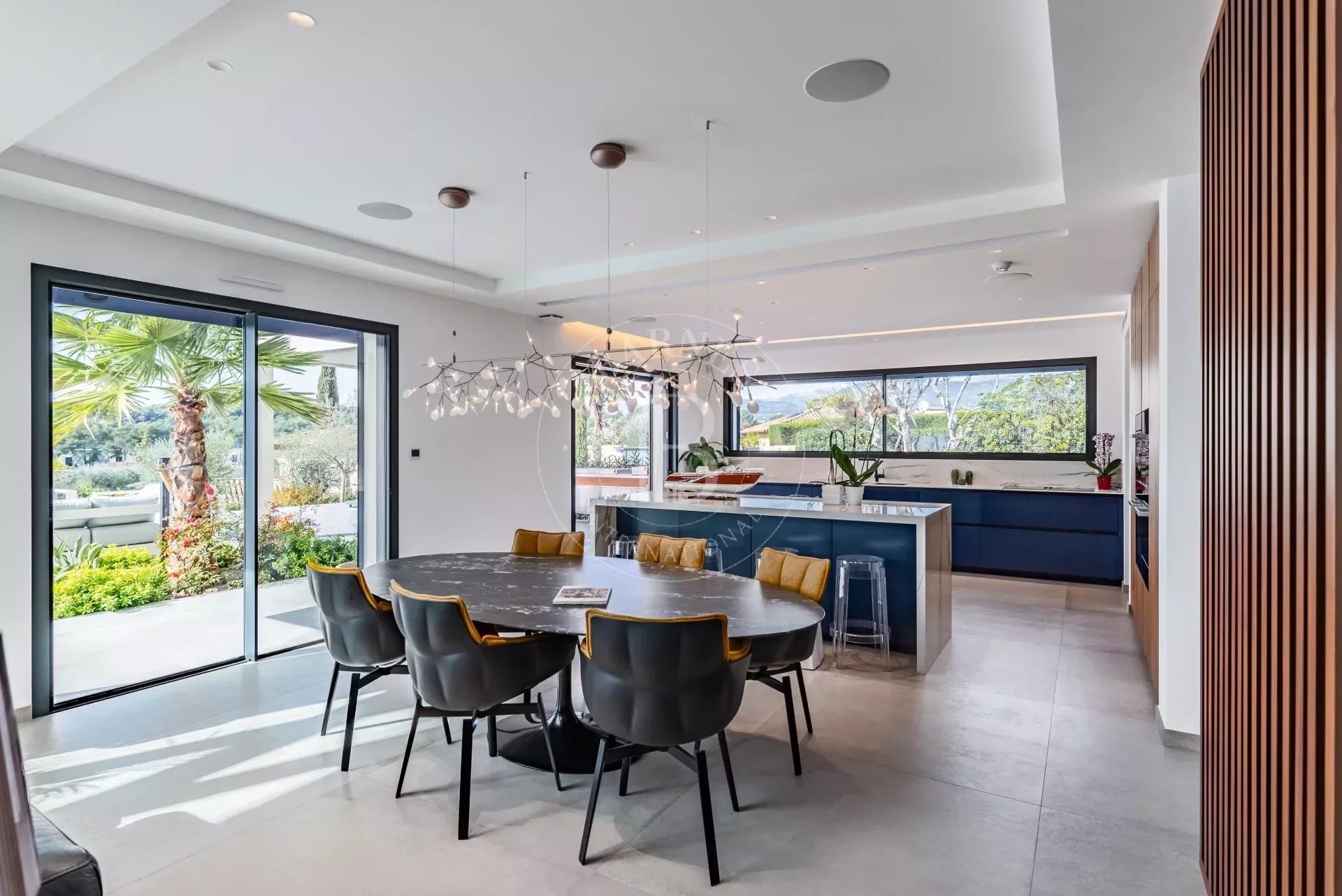 Mougins - New contemporary villa - picture 8