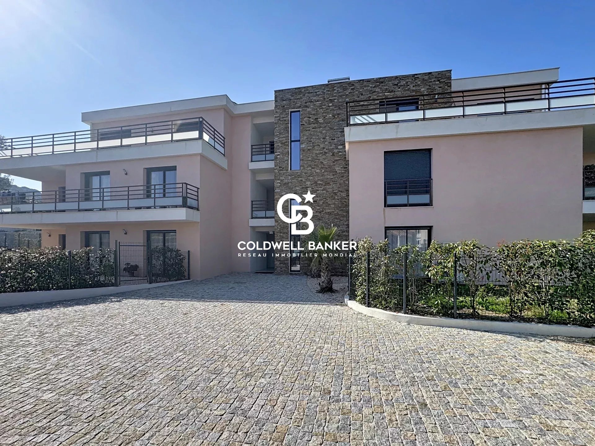 Agence immobilière de Coldwell Banker Esterel Realty