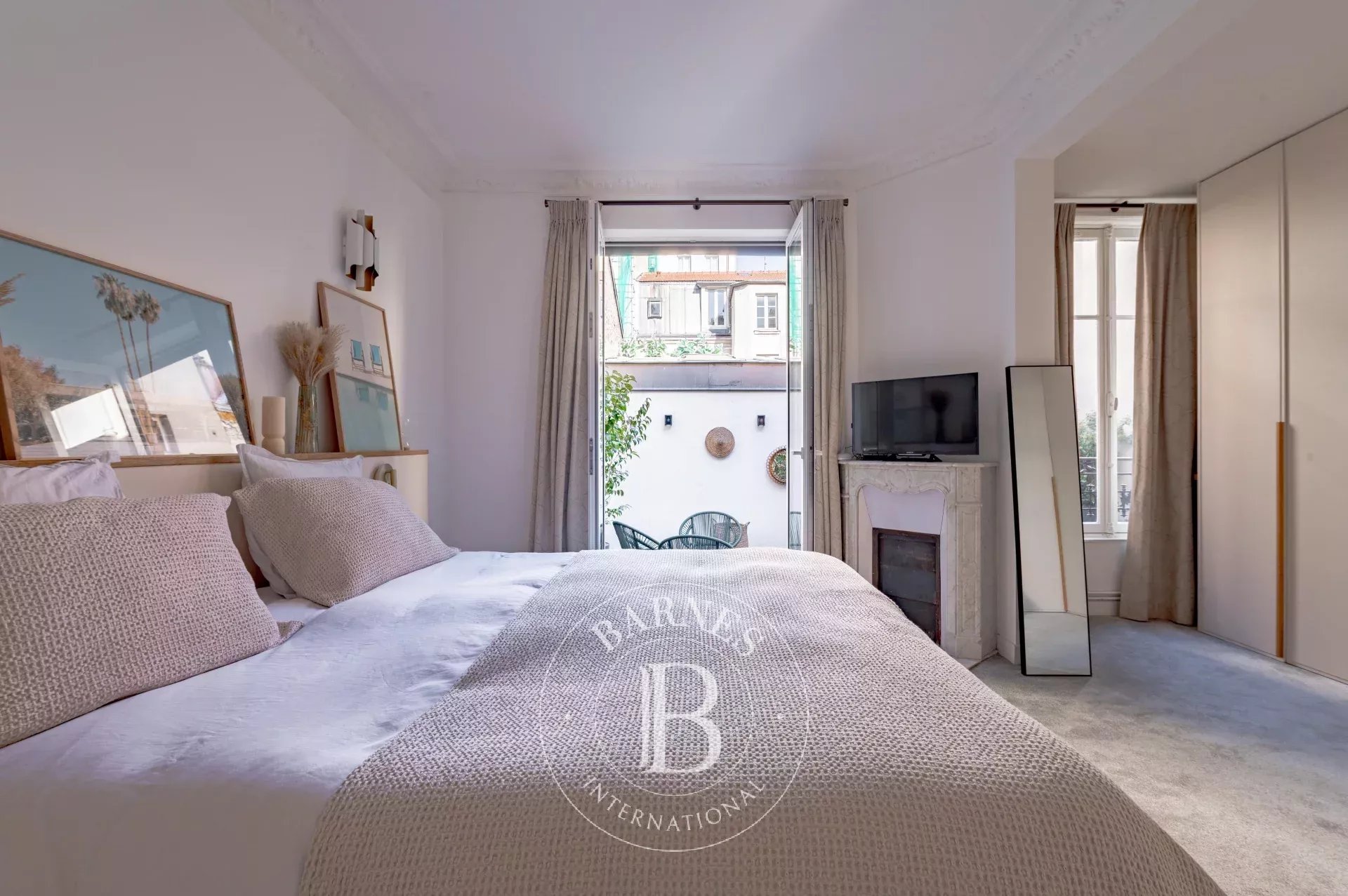 Paris  - House 6 Bedrooms - picture 18