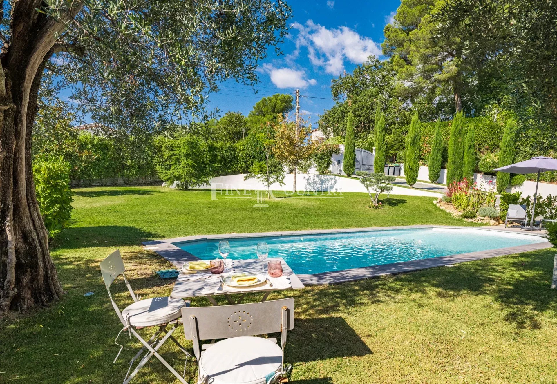 Photo of Villa for sale in Saint Paul de Vence near village