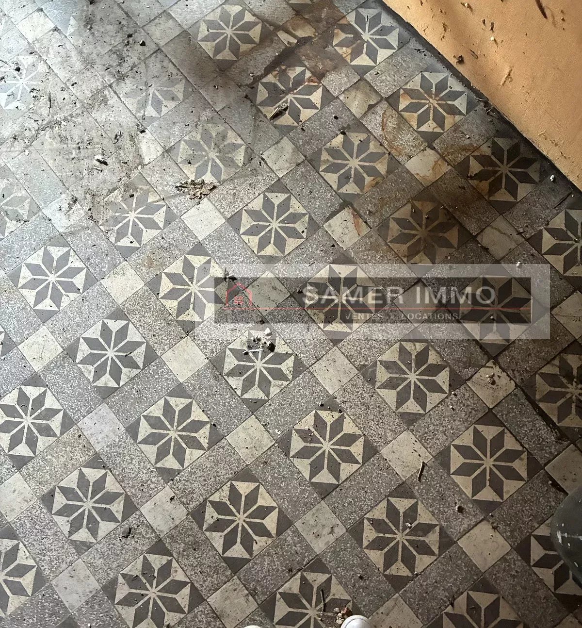 Agence immobilière de 