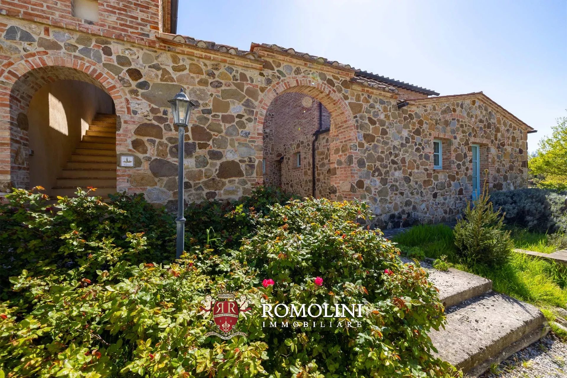 LUXUSANLAGE MIT 19 WOHNUNGEN IN DER TOSKANA, VAL D'ORCIA