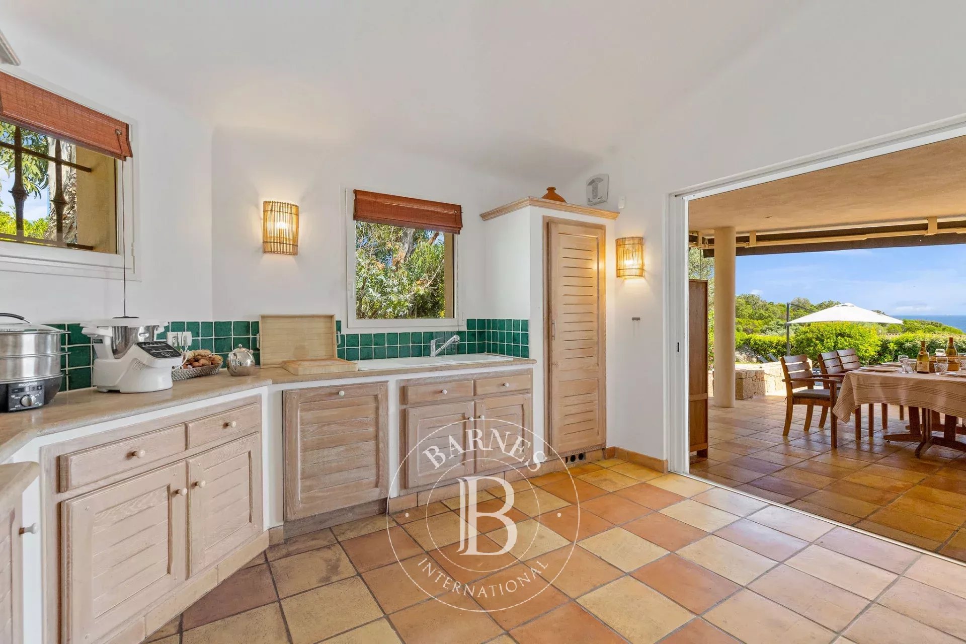 Porto-Vecchio  - Villa  5 Chambres - picture 11