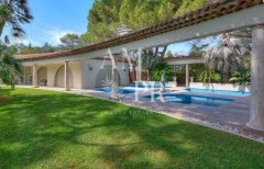 Exceptional Luxury Villa for Sale in Mougins | Family Legacy Estate — photo 4 of 7