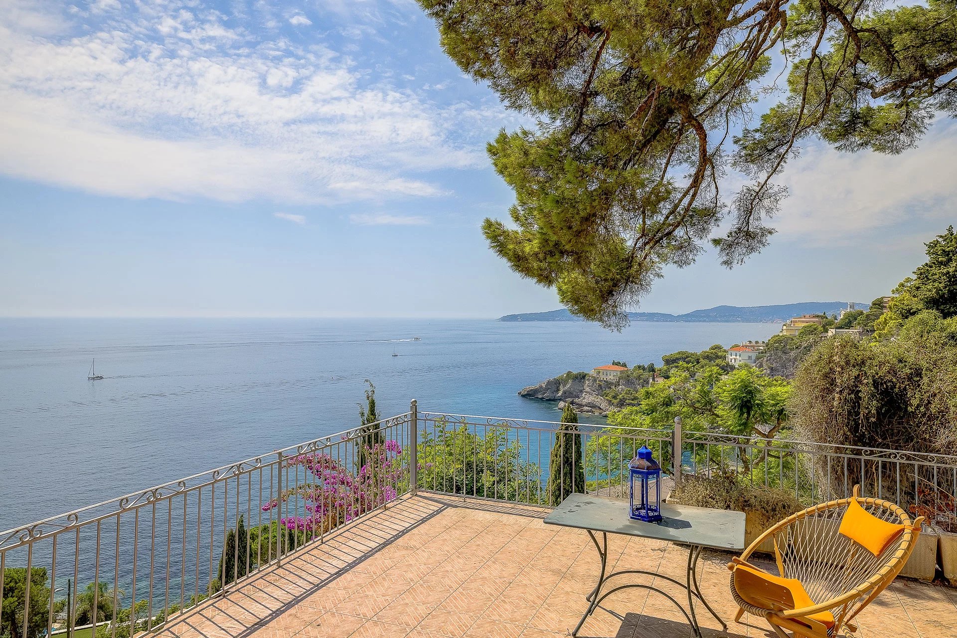 Unique maison vue panoramique mer Cap d'Ail avec terrasse et vue mer