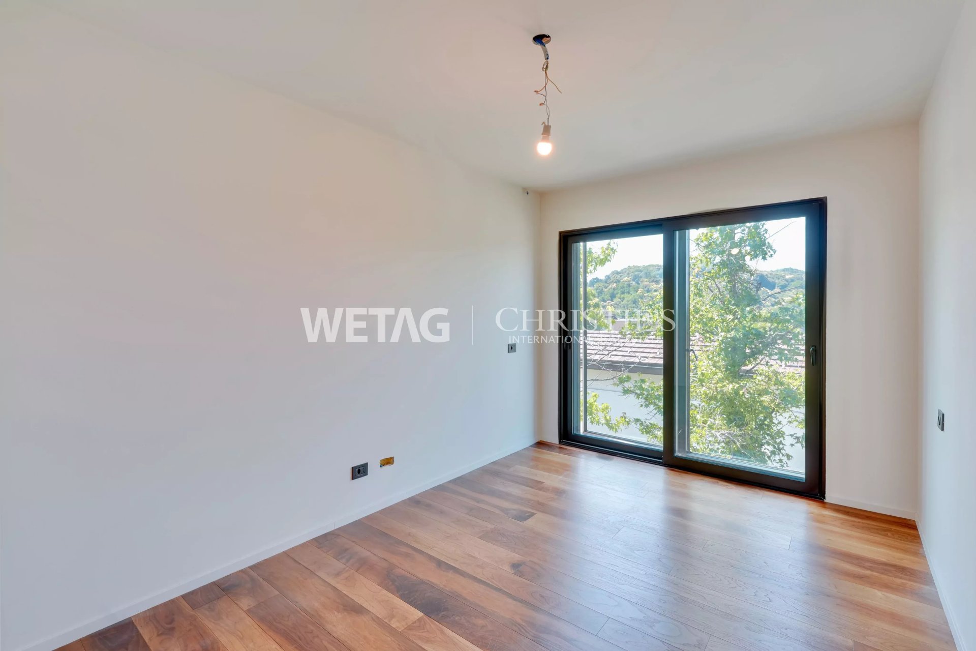 2 Bedroom Apartment/Flat's Image 8