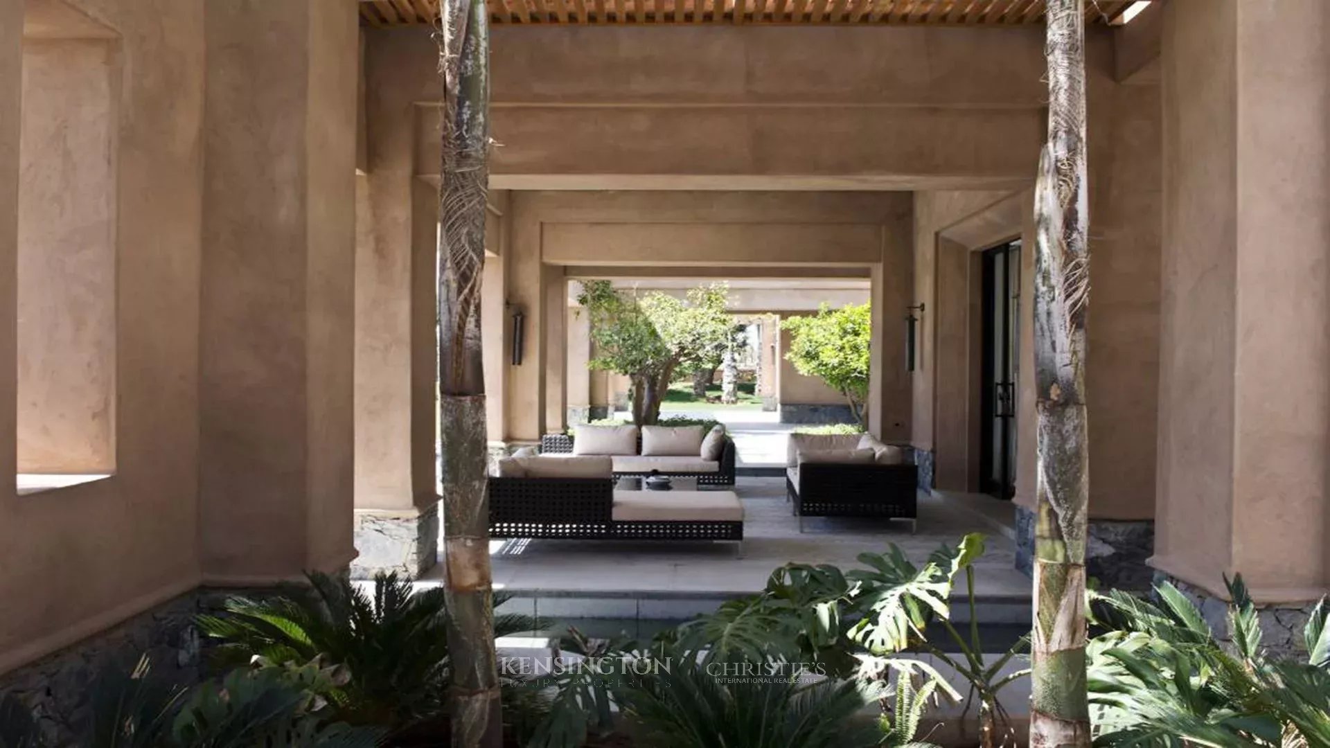 6 Bedroom Villa/Townhouse's Image 10