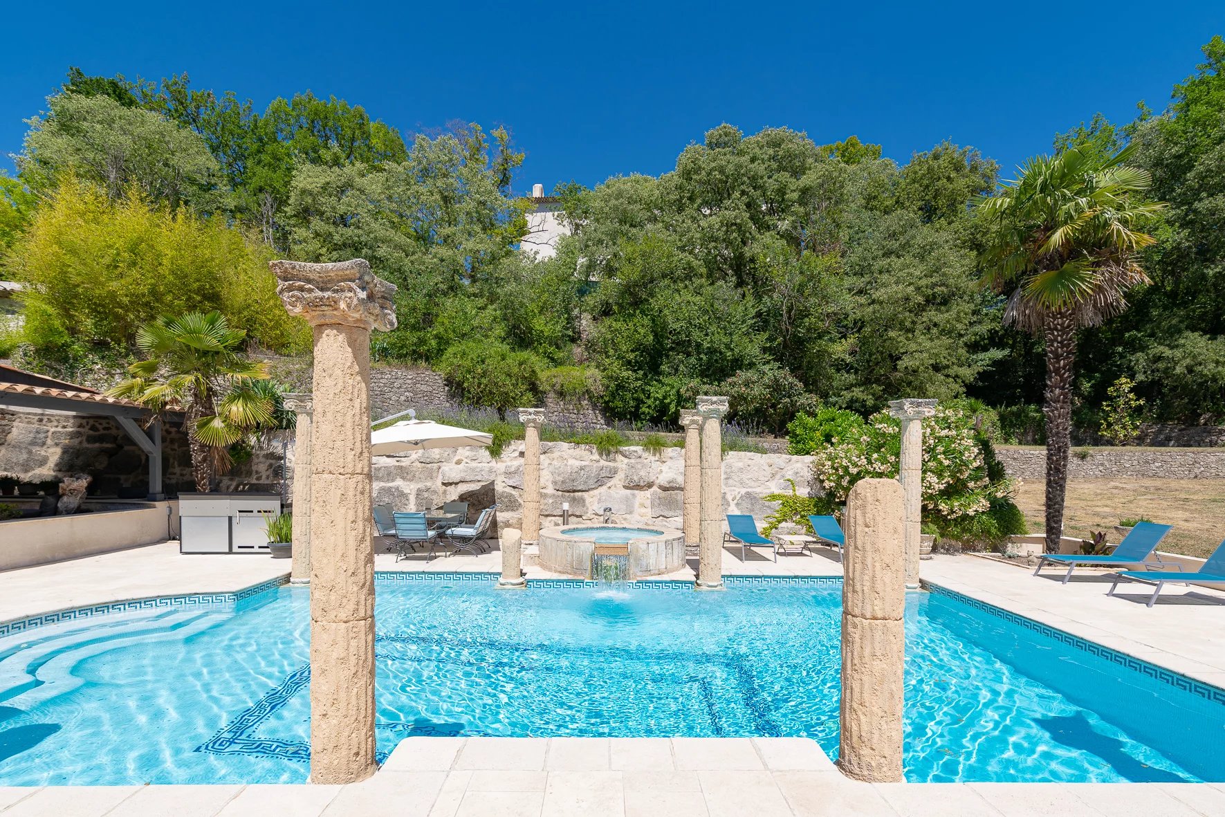 Magnificent 14th century property with pool  - Callian