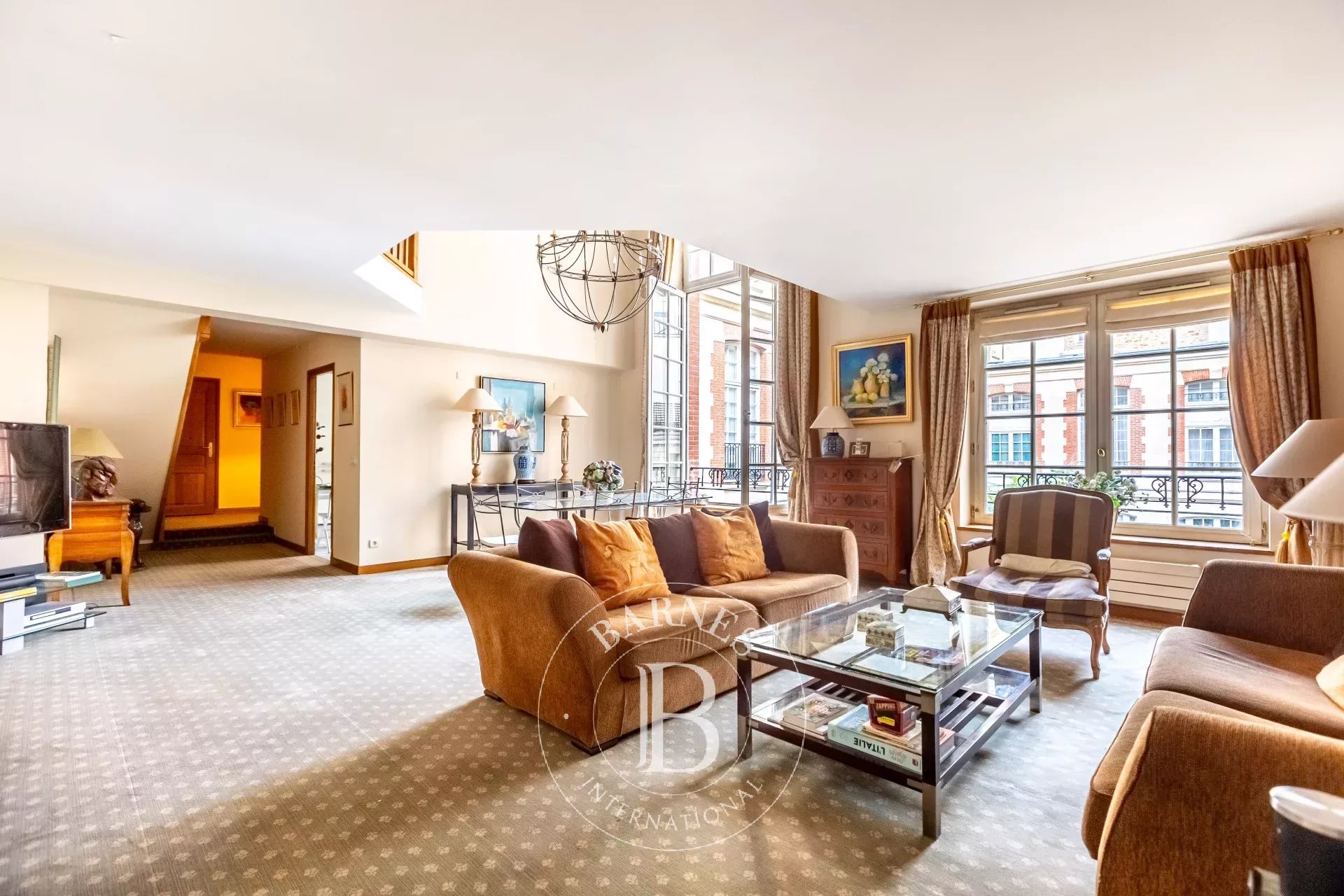 Daire Paris 8ème - picture 8