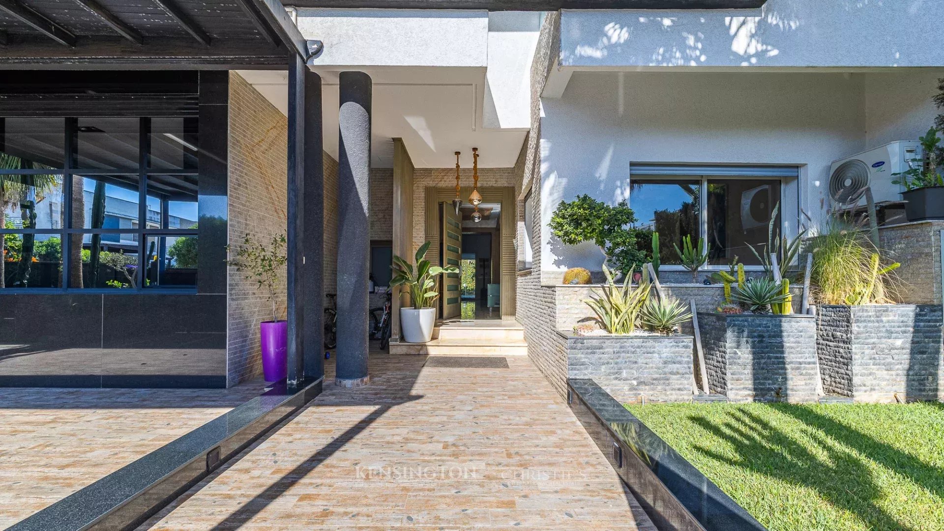 4 Bedroom Villa/Townhouse's Image 14