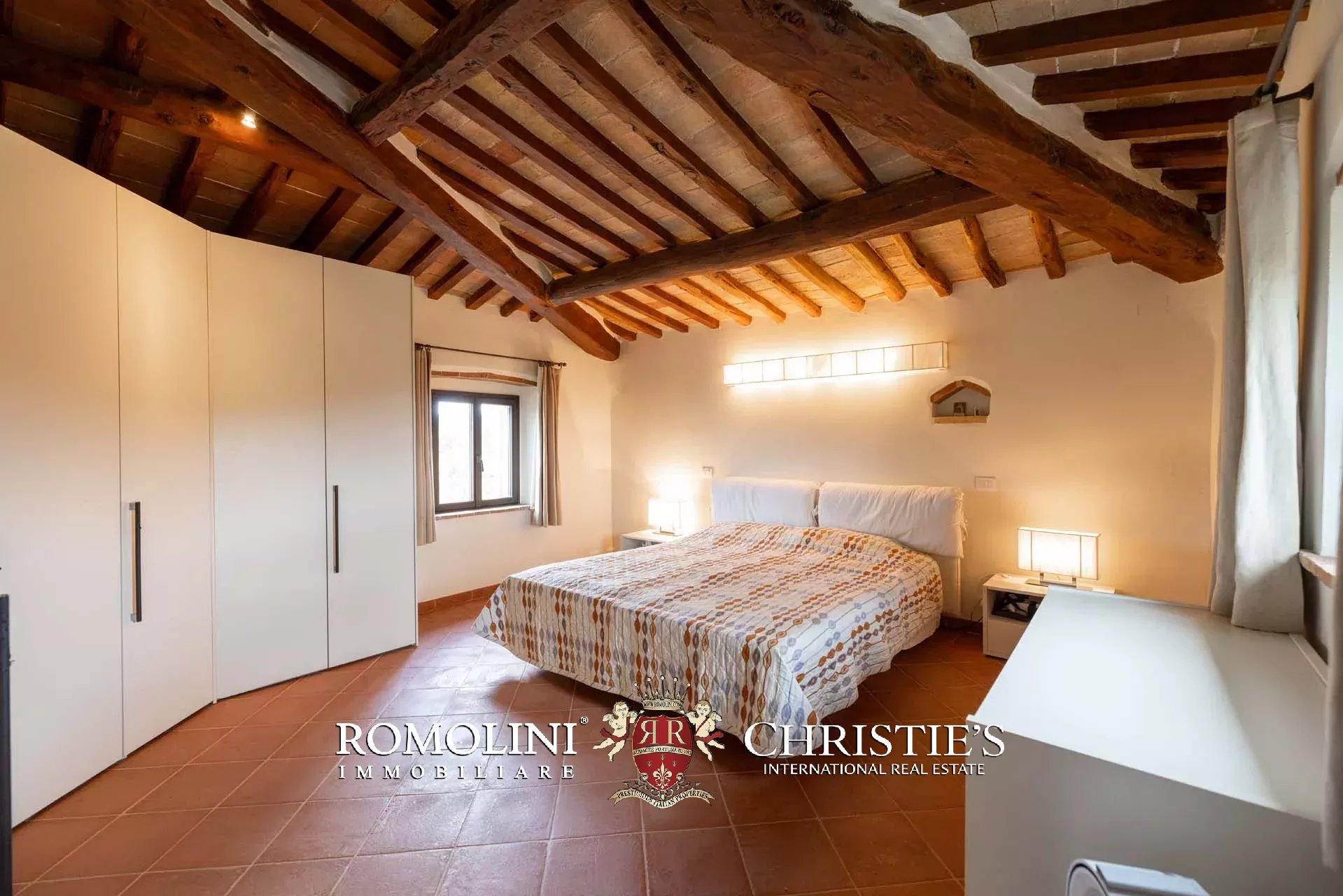4 Bedroom Villa/Townhouse's Image 52