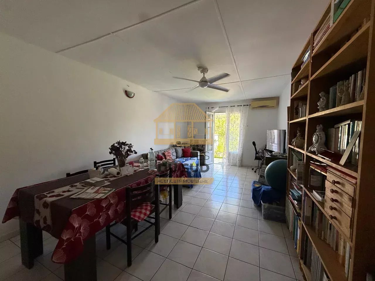 A VENDRE - MAISON DE TYPE T4 DE 76 M² ENVIRON - SAINT JOSEPH - 192 000 €