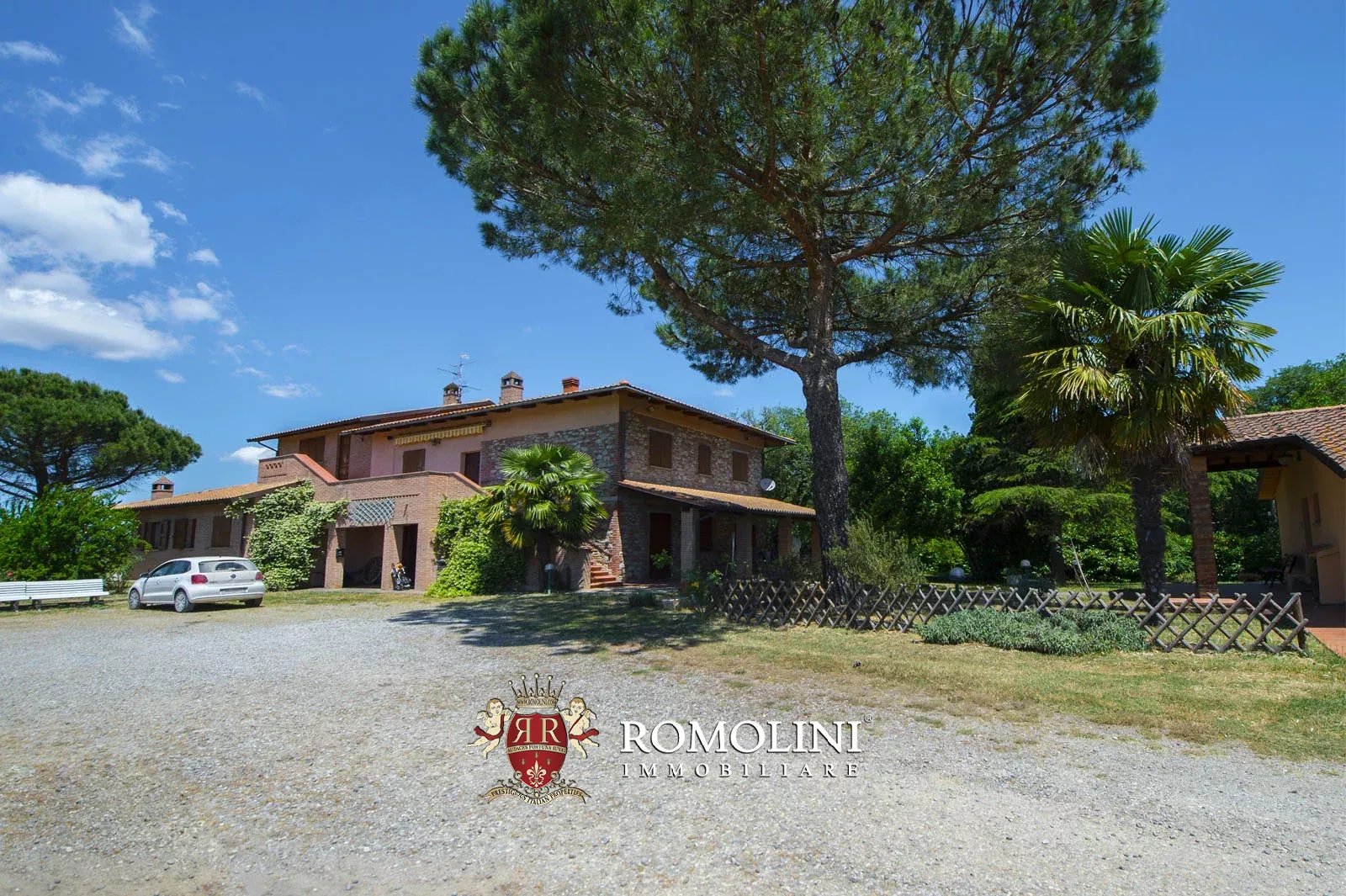 7 Bedroom Vineyard's Image 8