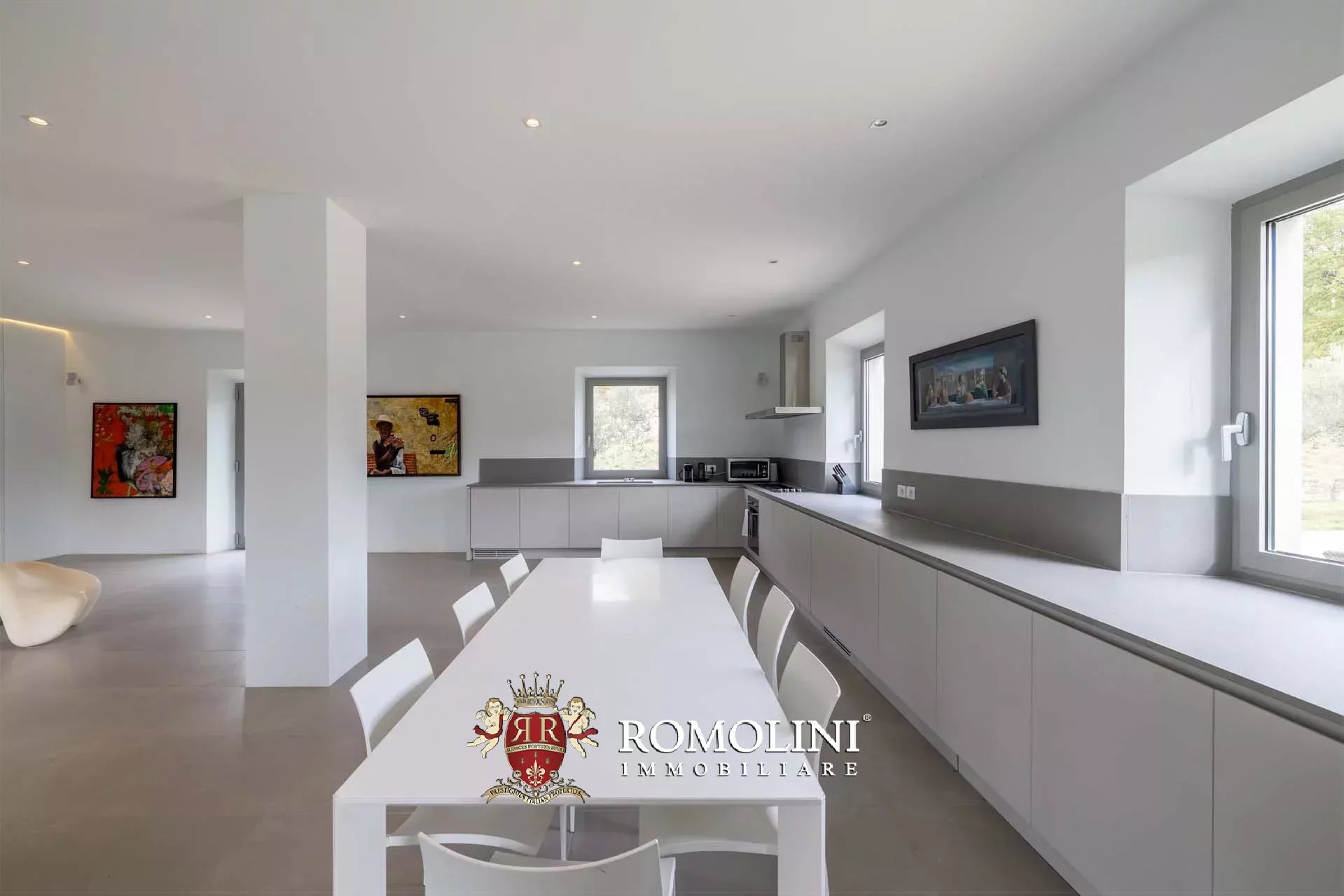 7 Bedroom Villa/Townhouse's Image 99