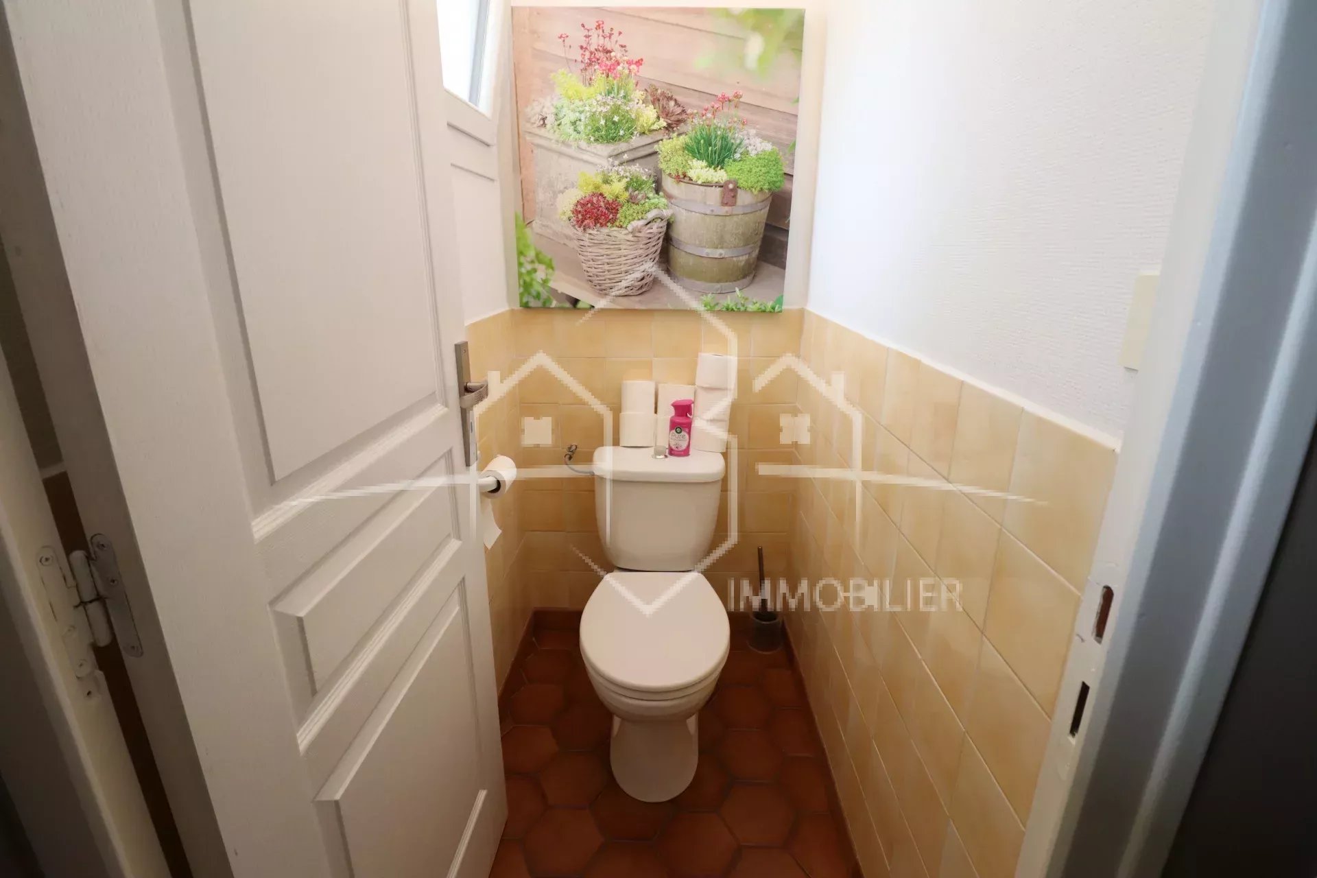 MAISON T4 AVEC VUE, SOUS-SOL ET PISCINE