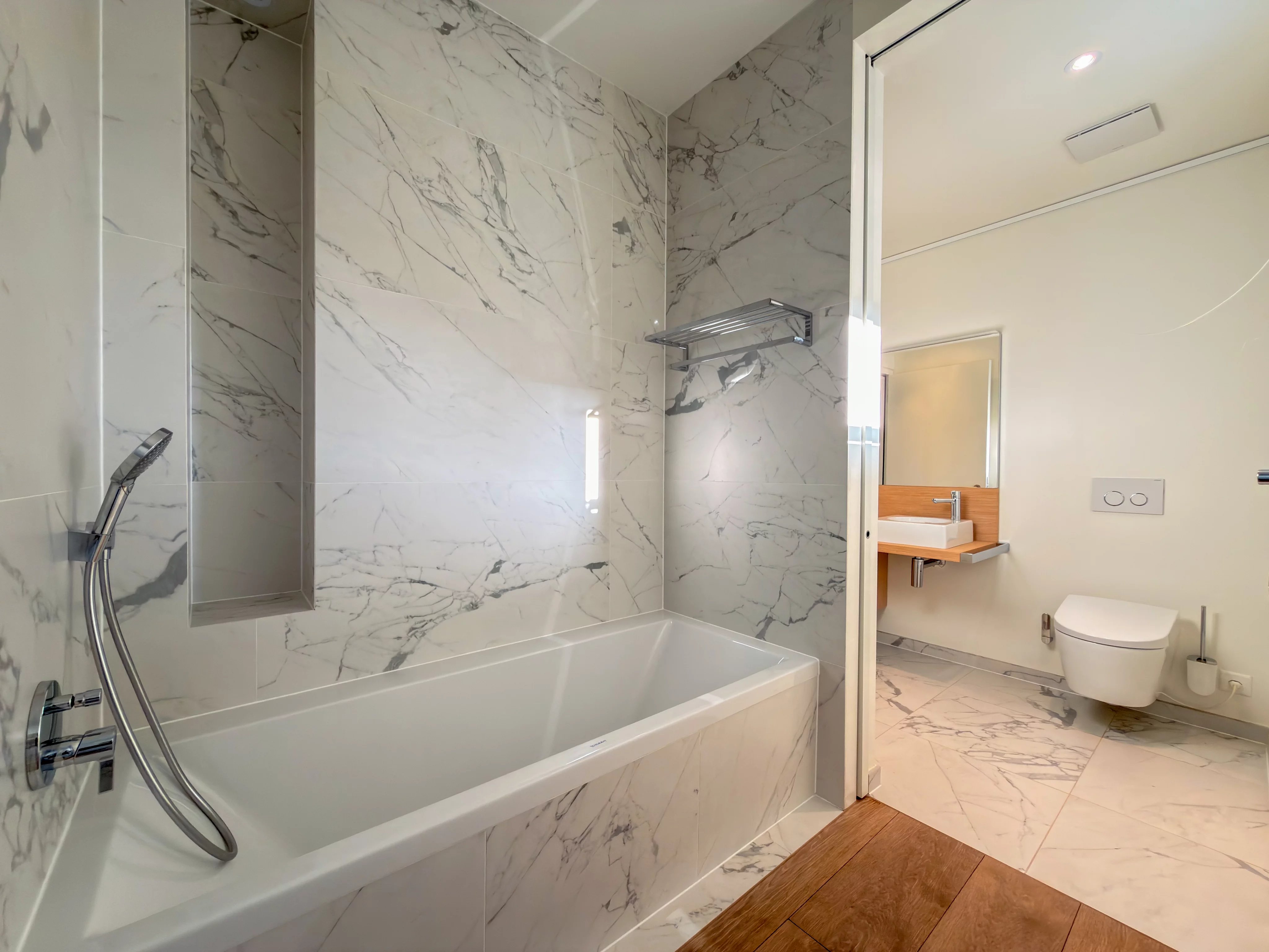 En exclusivité ! Un appartement entre élégance et panorma unique !