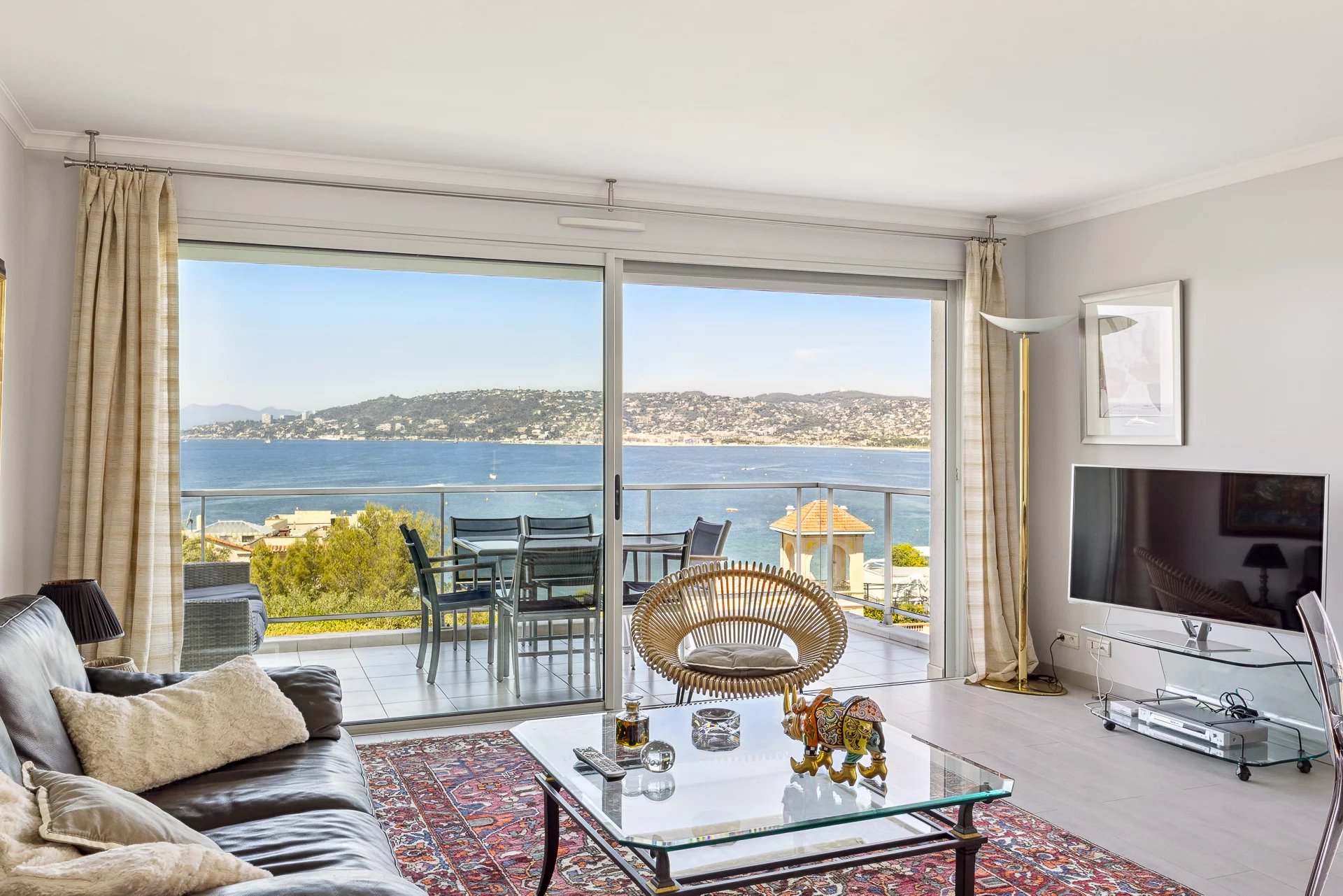 Sale Apartment Antibes Cap d'Antibes