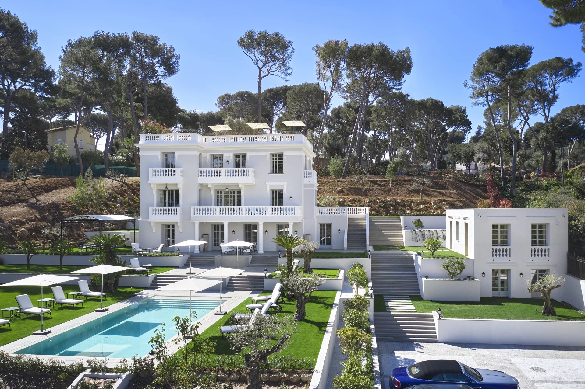 Location saisonnière villa de prestige au Cap d'Antibes