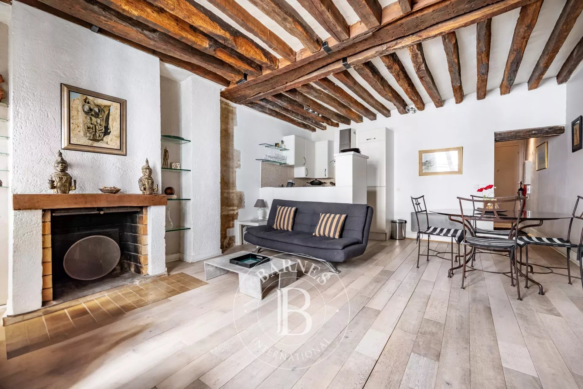 Daire Paris 4ème - picture 6