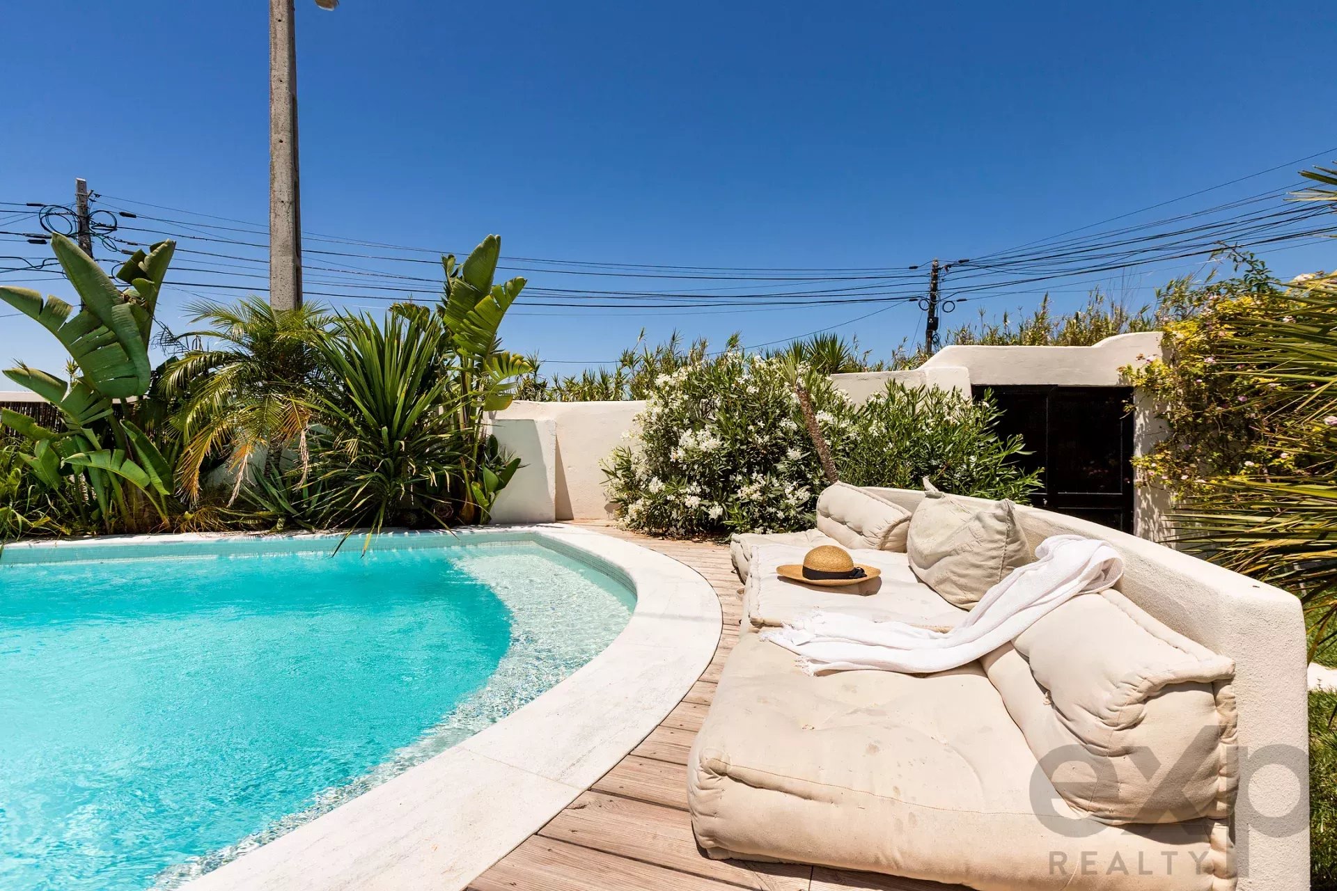 Exceptional villa overlooking the Tagus estuary and the sea 86007017 image 36
