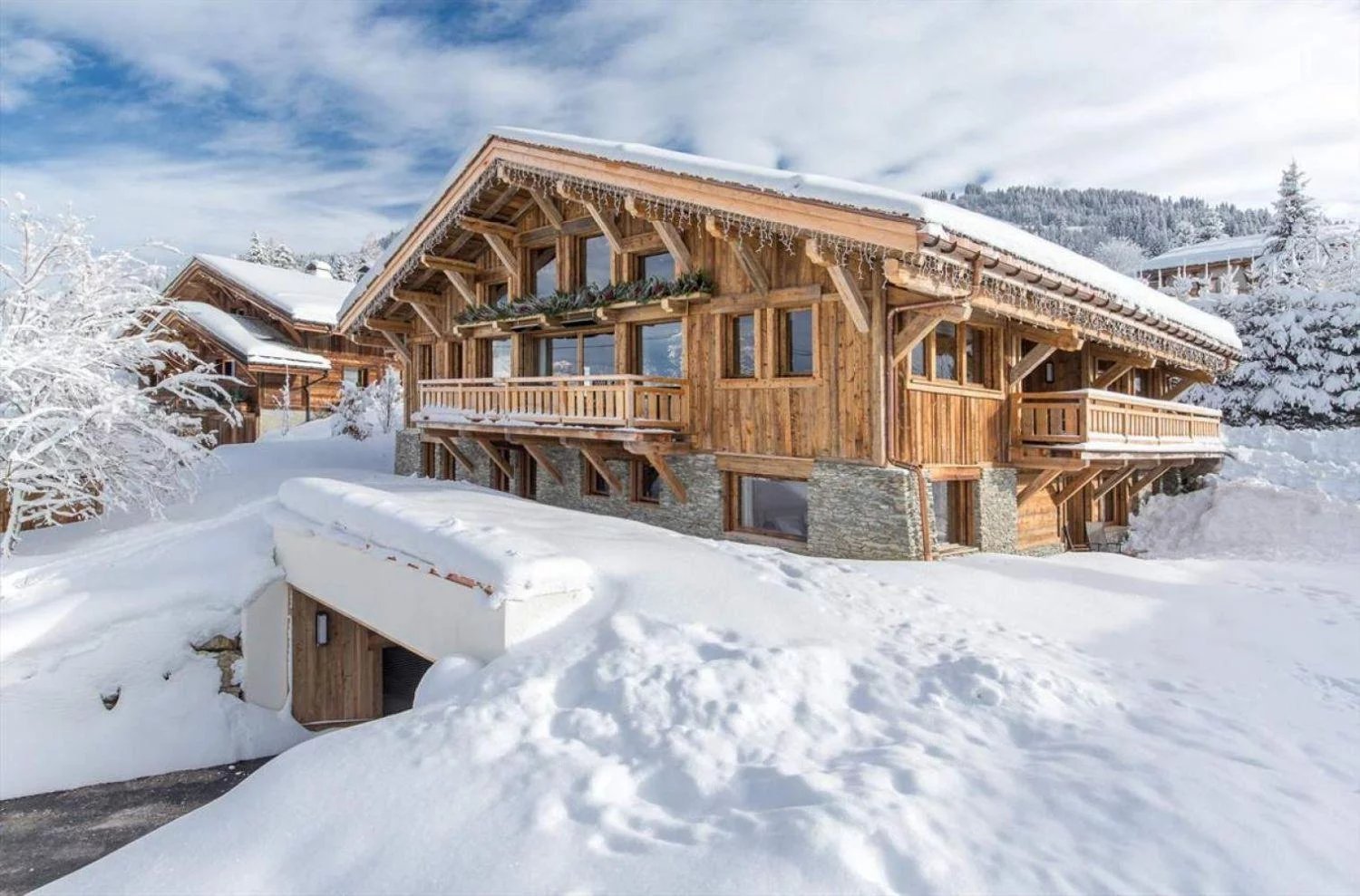 France - Megève - Location saisonnière - Chalet – 10 adultes + 4 enfants - Local à skis - Hammam – Spa – Piscine intérieure