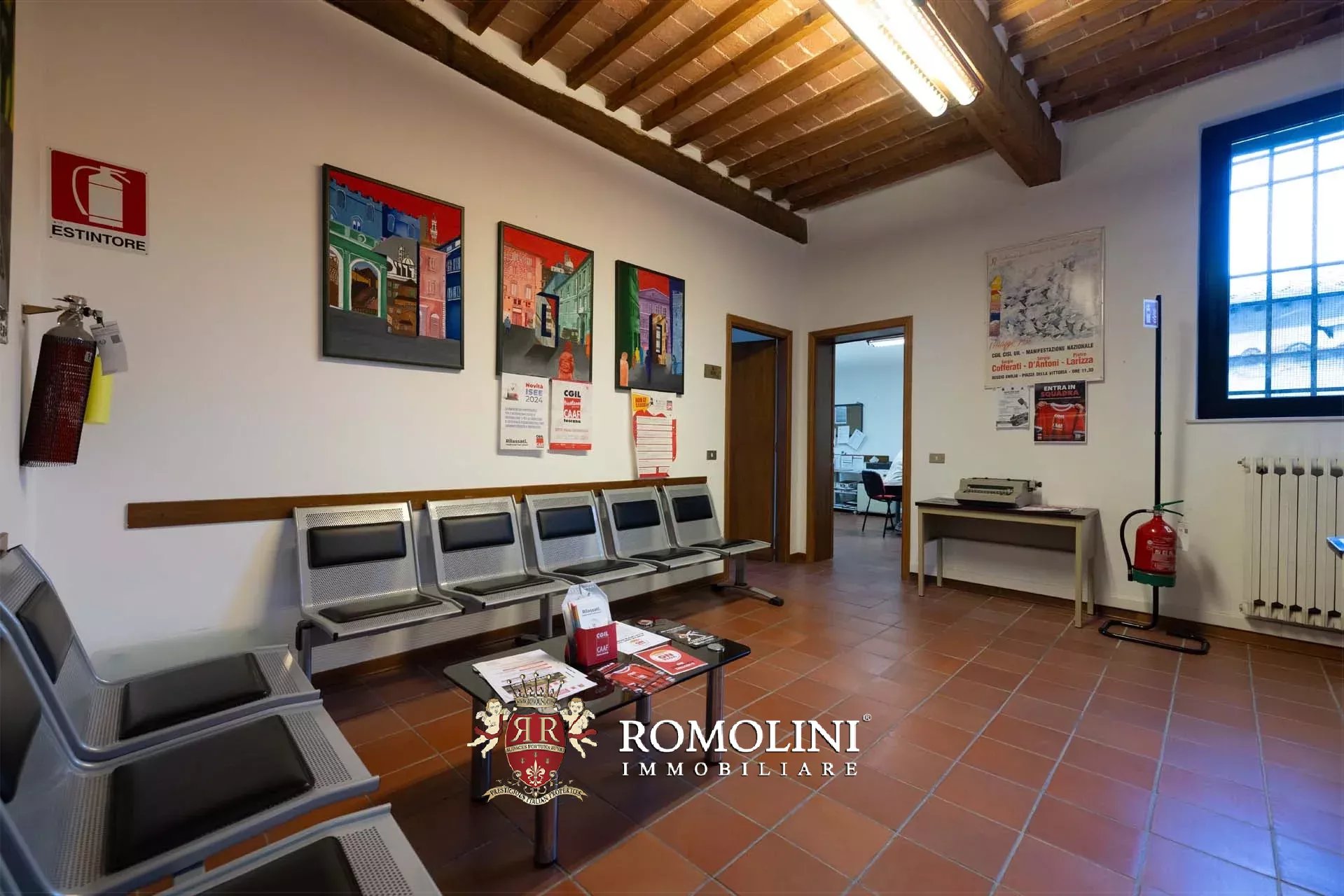 8 Bedroom Villa/Townhouse's Image 33