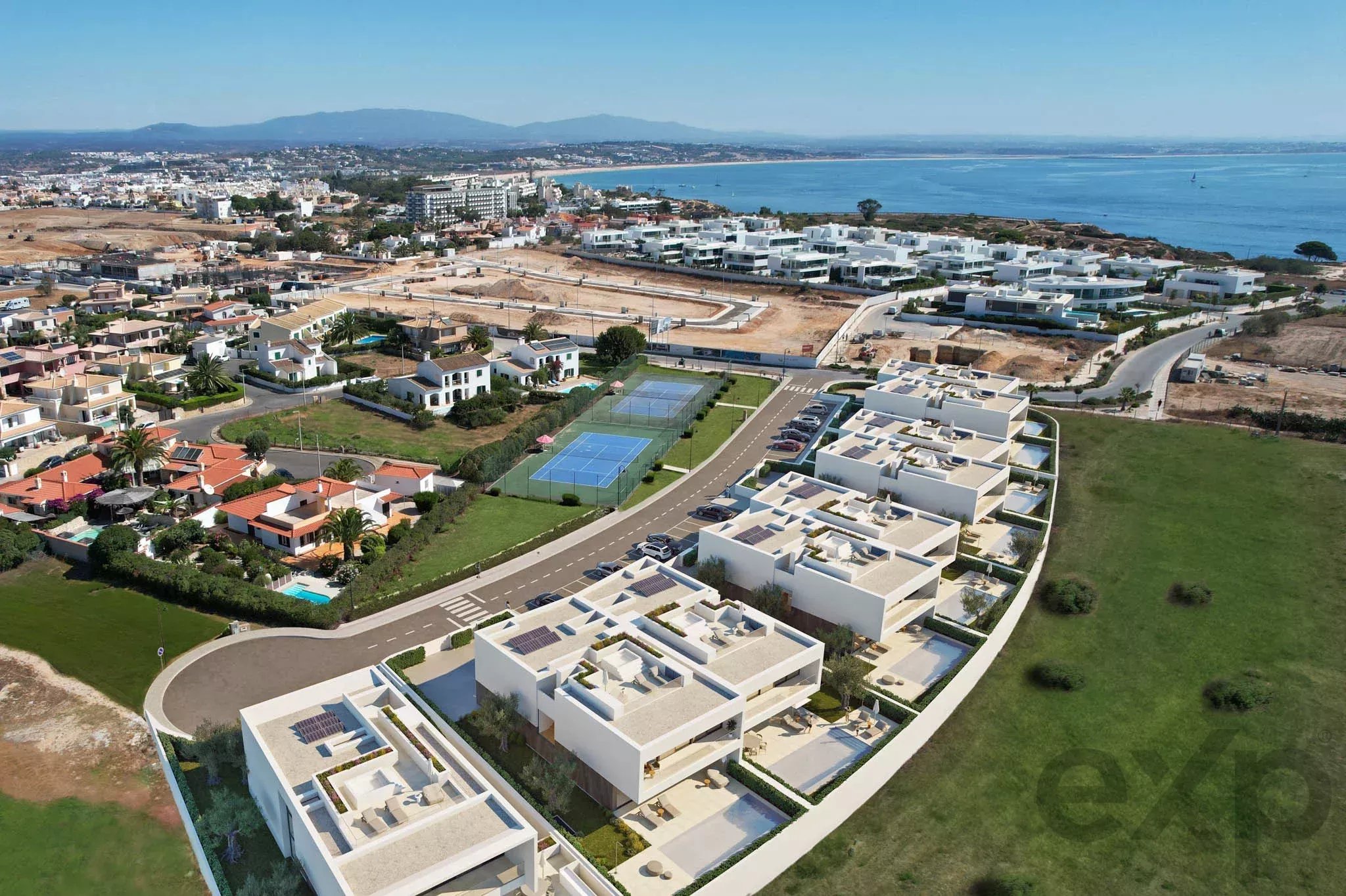 Exceptional sea view villa with rooftop jacuzzi near Ponta da Piedade 86834217 image 3