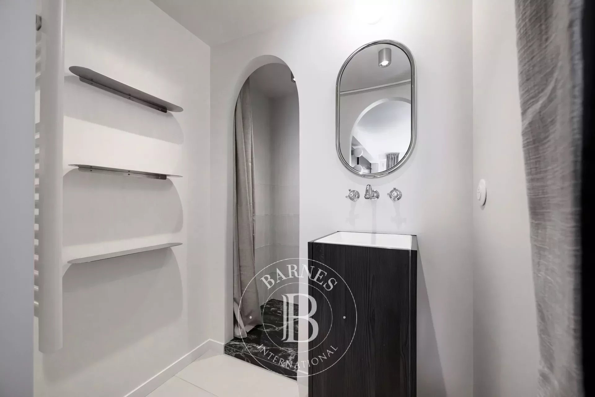 Daire Paris 3ème - picture 8