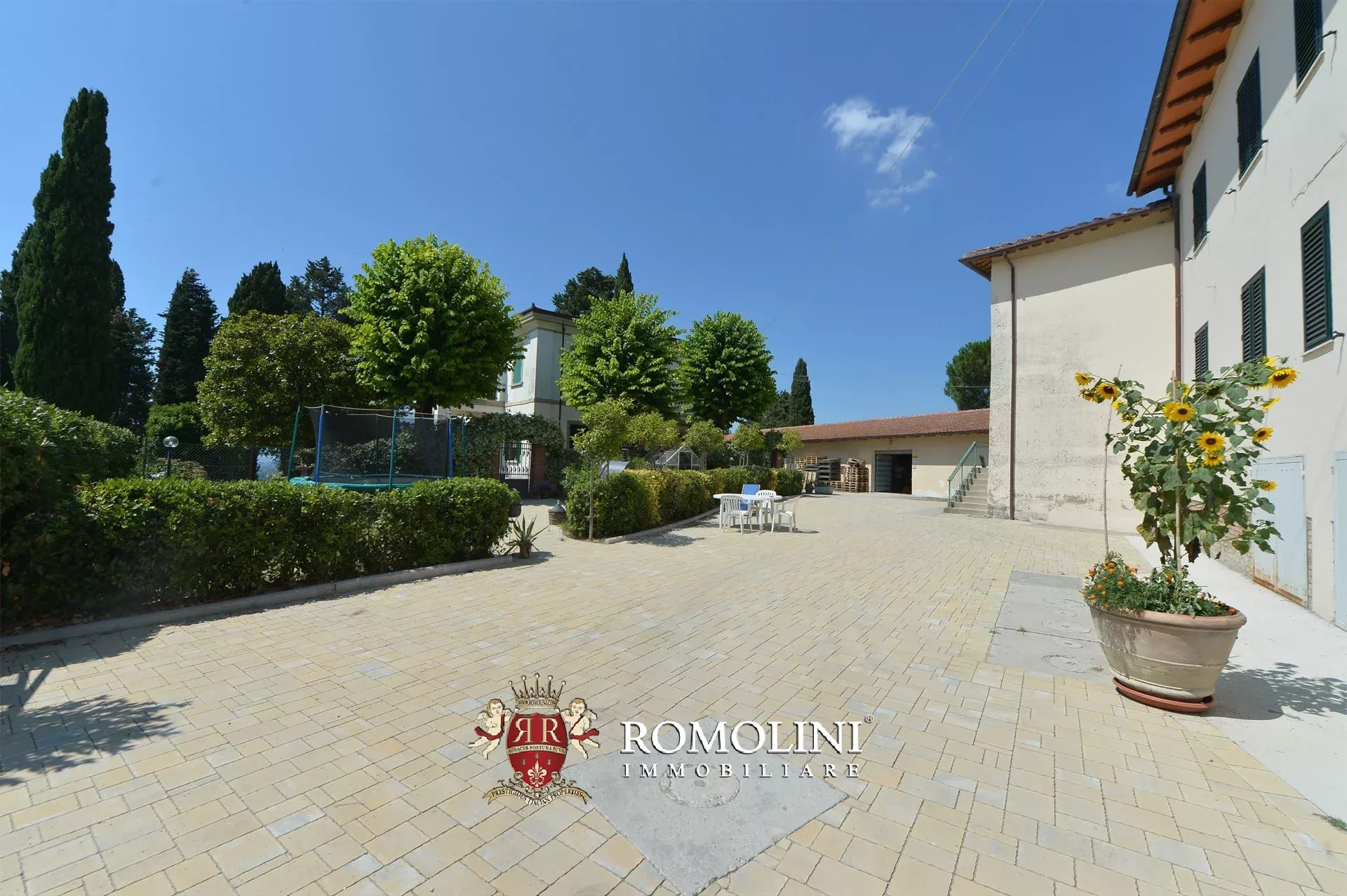 5 Bedroom Vineyard's Image 18