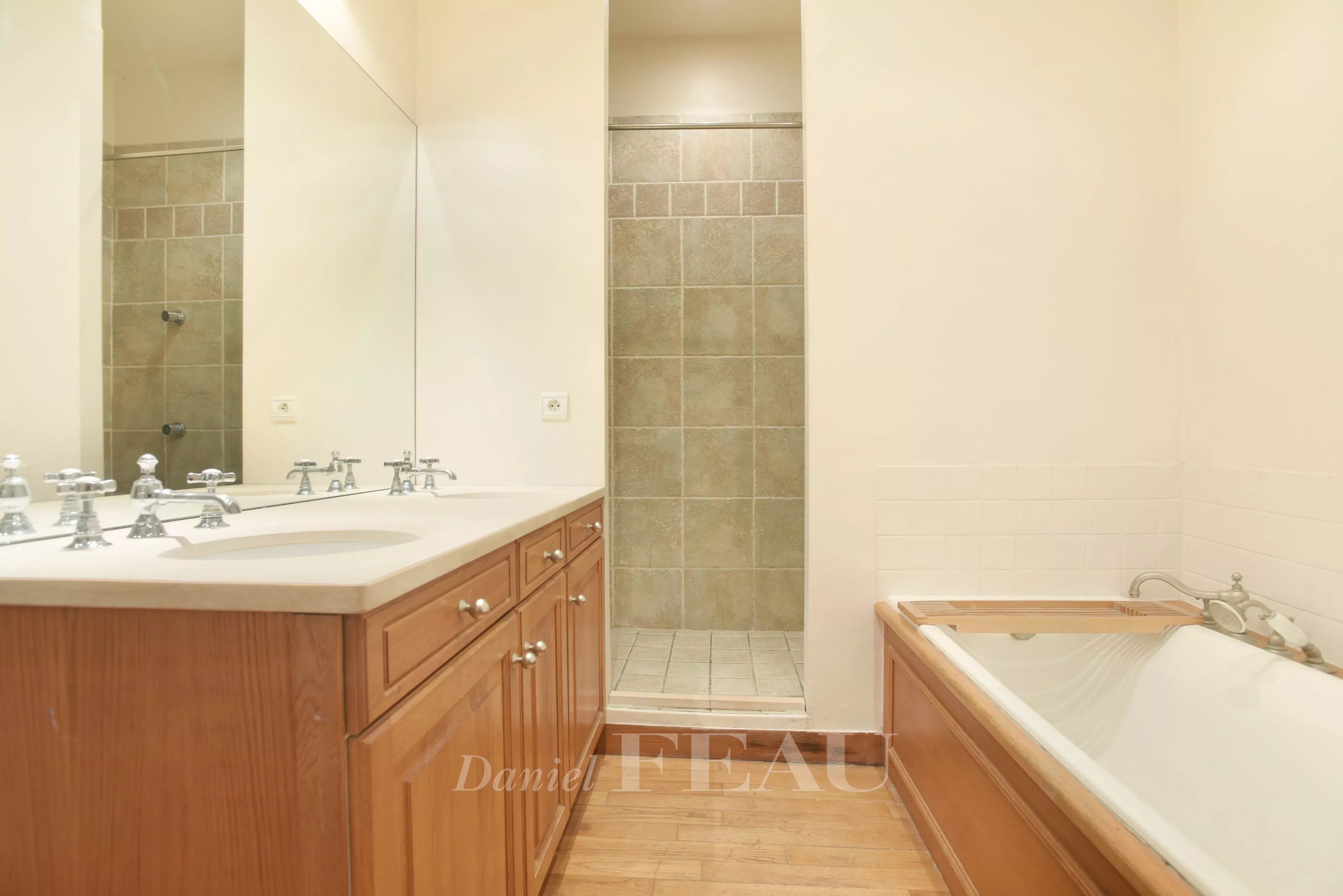 Location Appartement Neuilly-sur-Seine