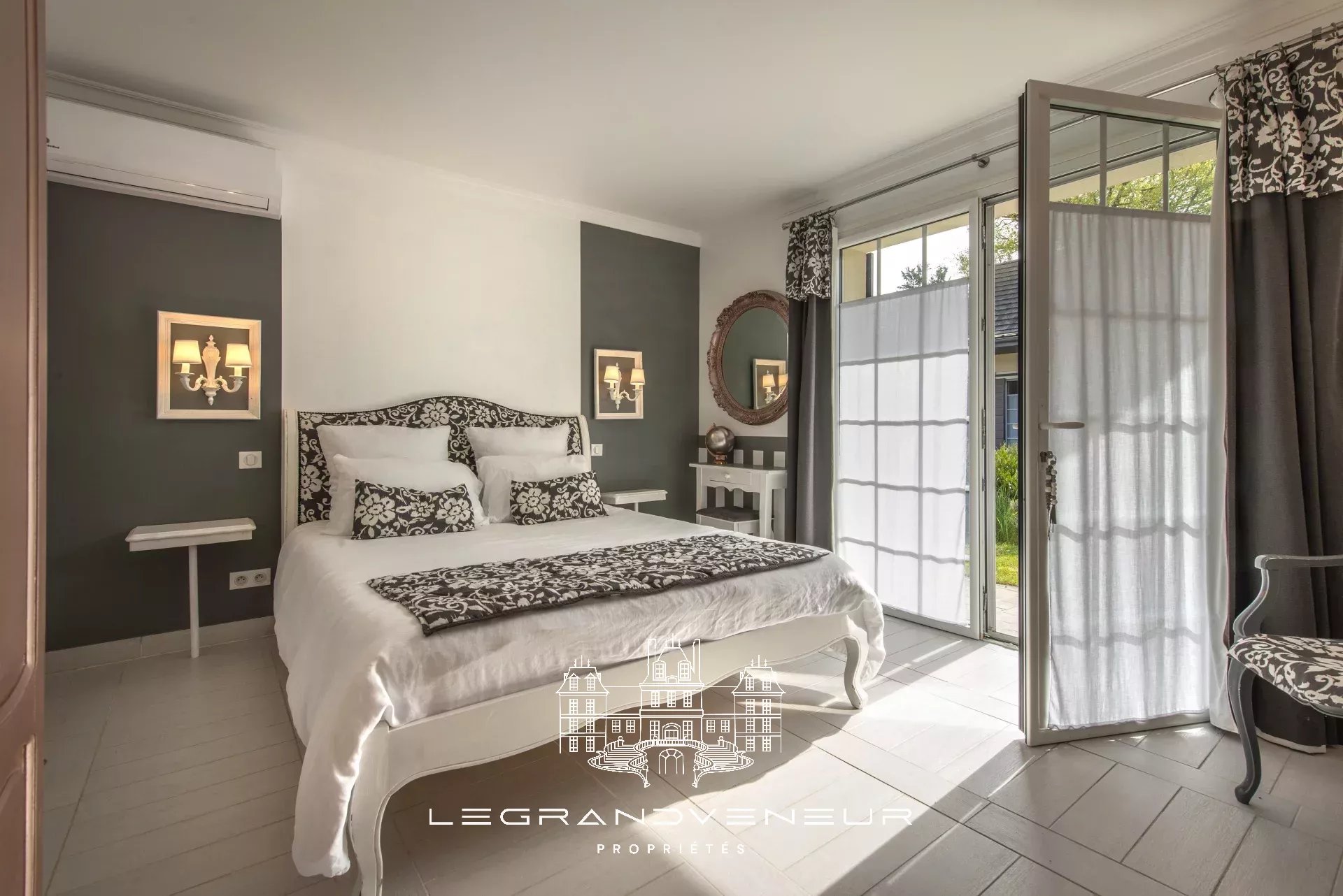 Sale House Barbizon