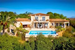 ATYPICAL VILLA WITH SEA VIEW IN SAINT PAUL DE VENCE — photo 2 of 7