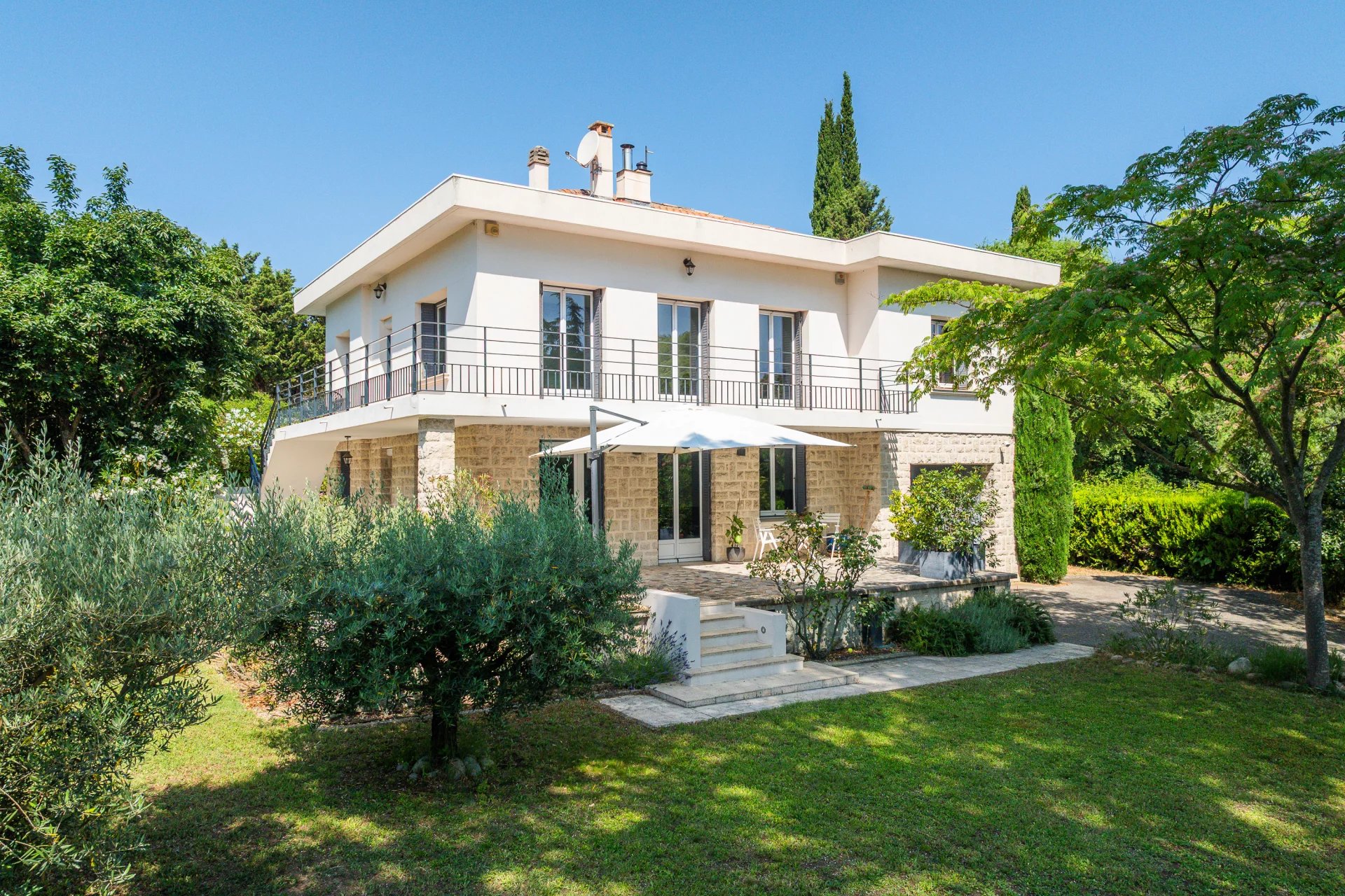 Sale House Aix-en-Provence