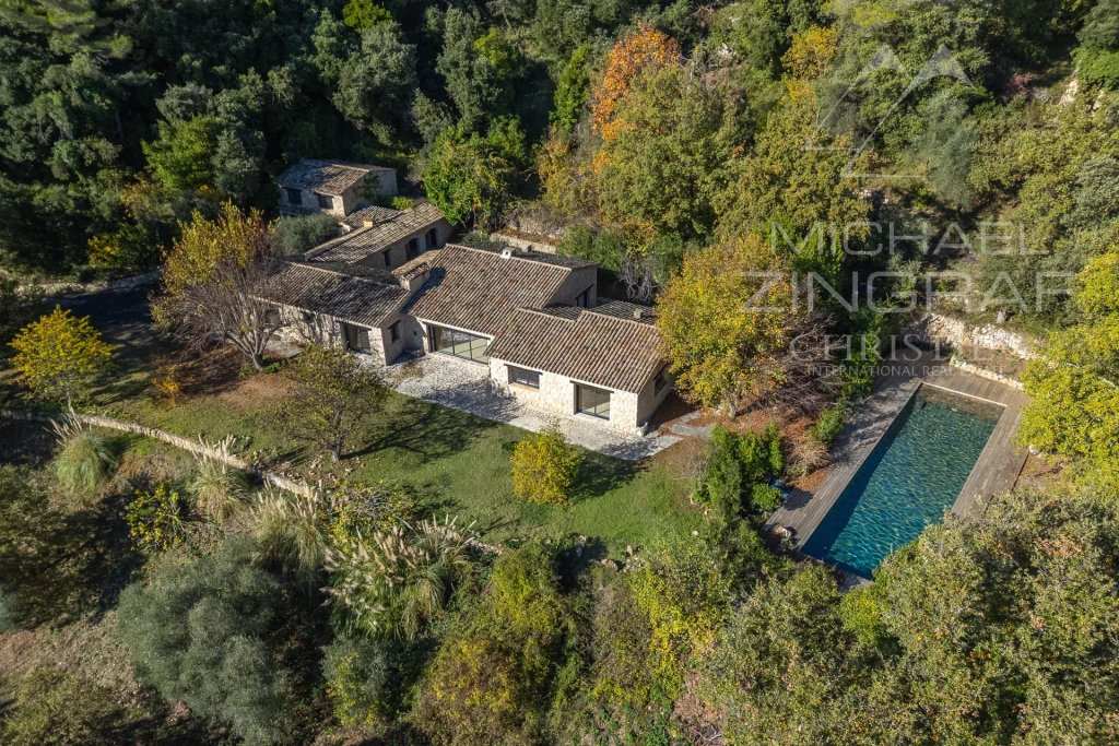 Villa for sale in Le Tignet — Provençal Retreat Set on 1.6 Hectares of Nature