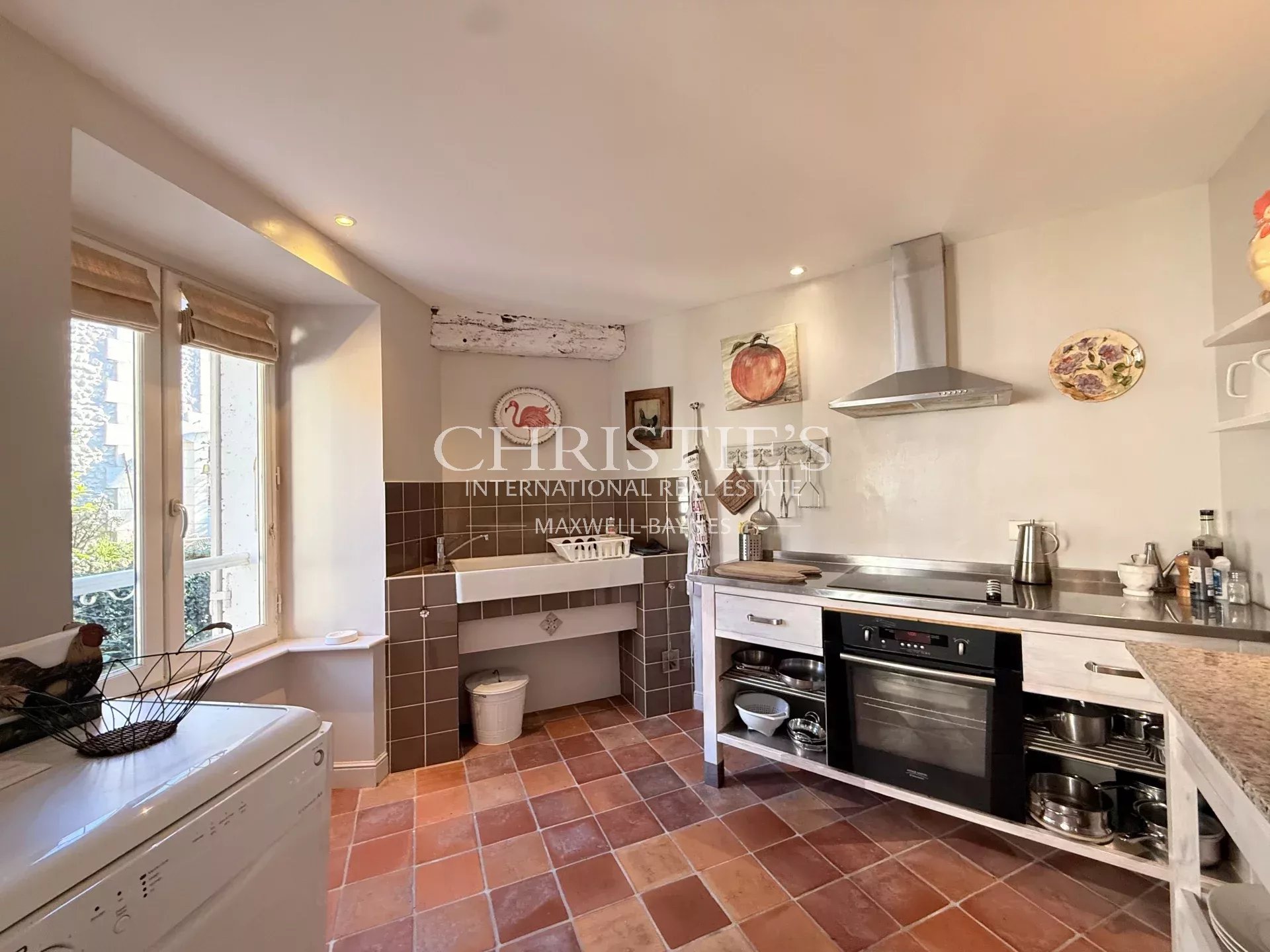 5 Bedroom Villa/Townhouse's Image 25