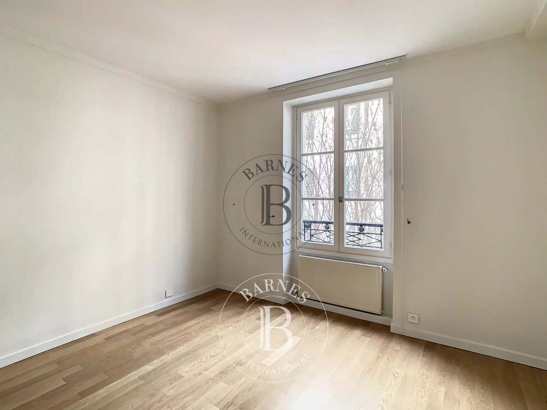 Daire Paris 8ème - picture 9